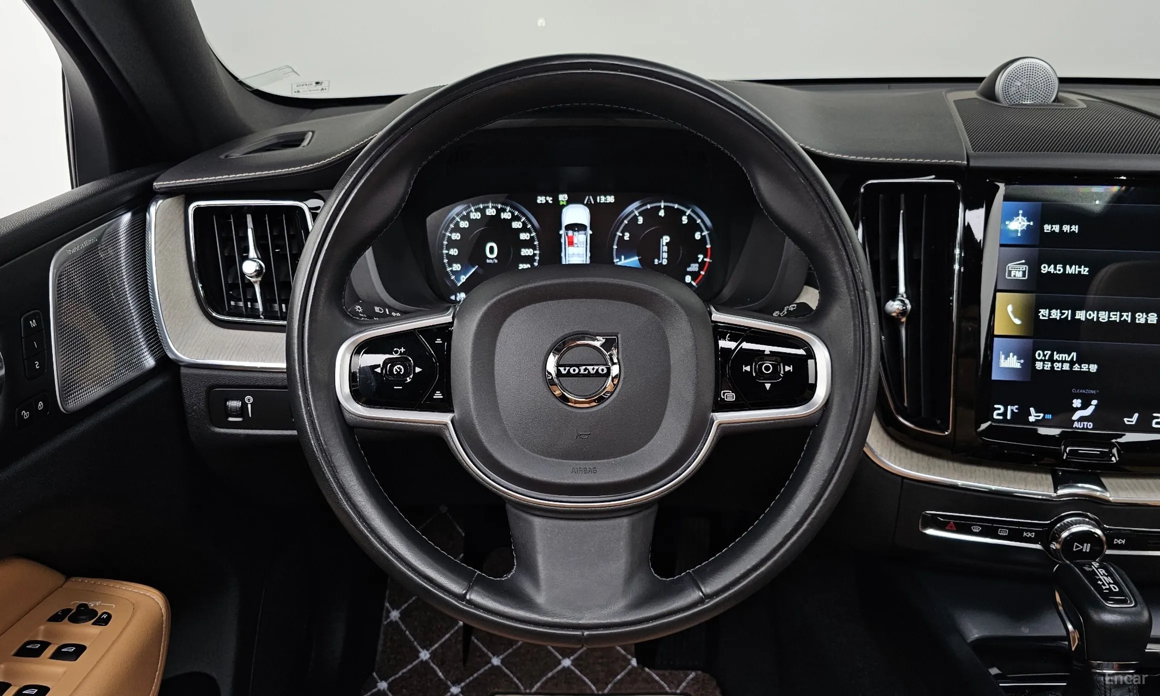 Volvo XC60 Gen 2 превью 13