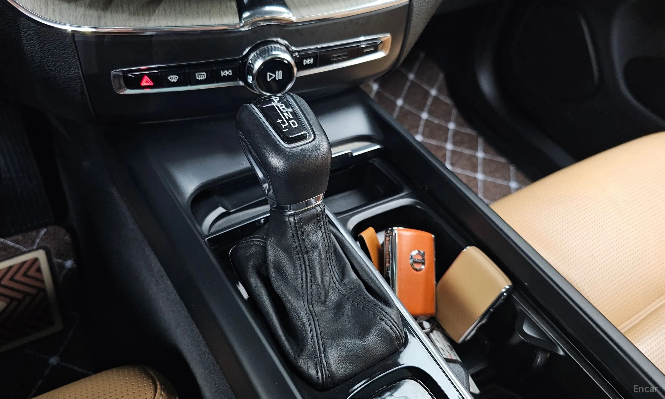 Volvo XC60 Gen 2 превью 9