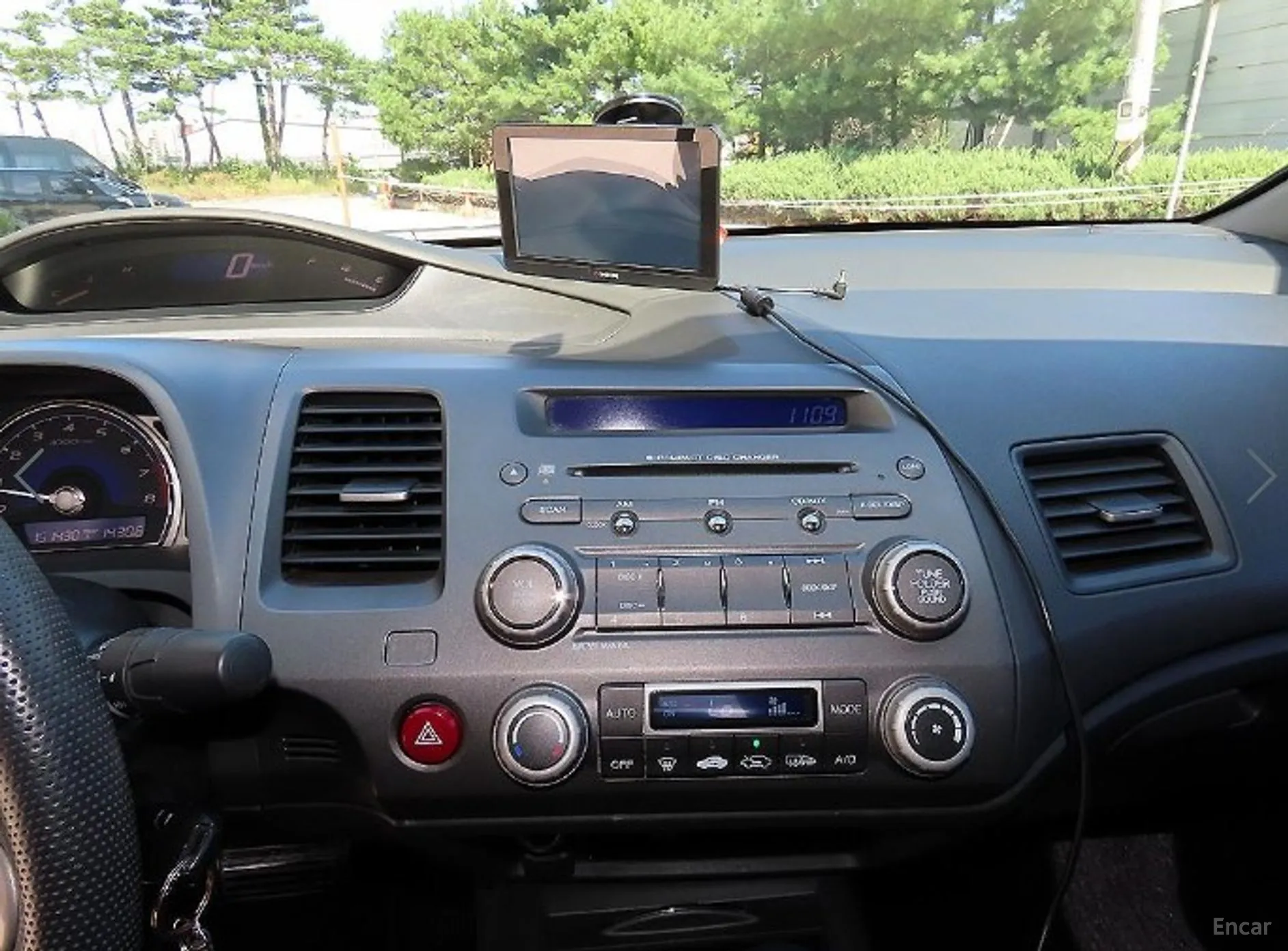 Honda Civic превью 14