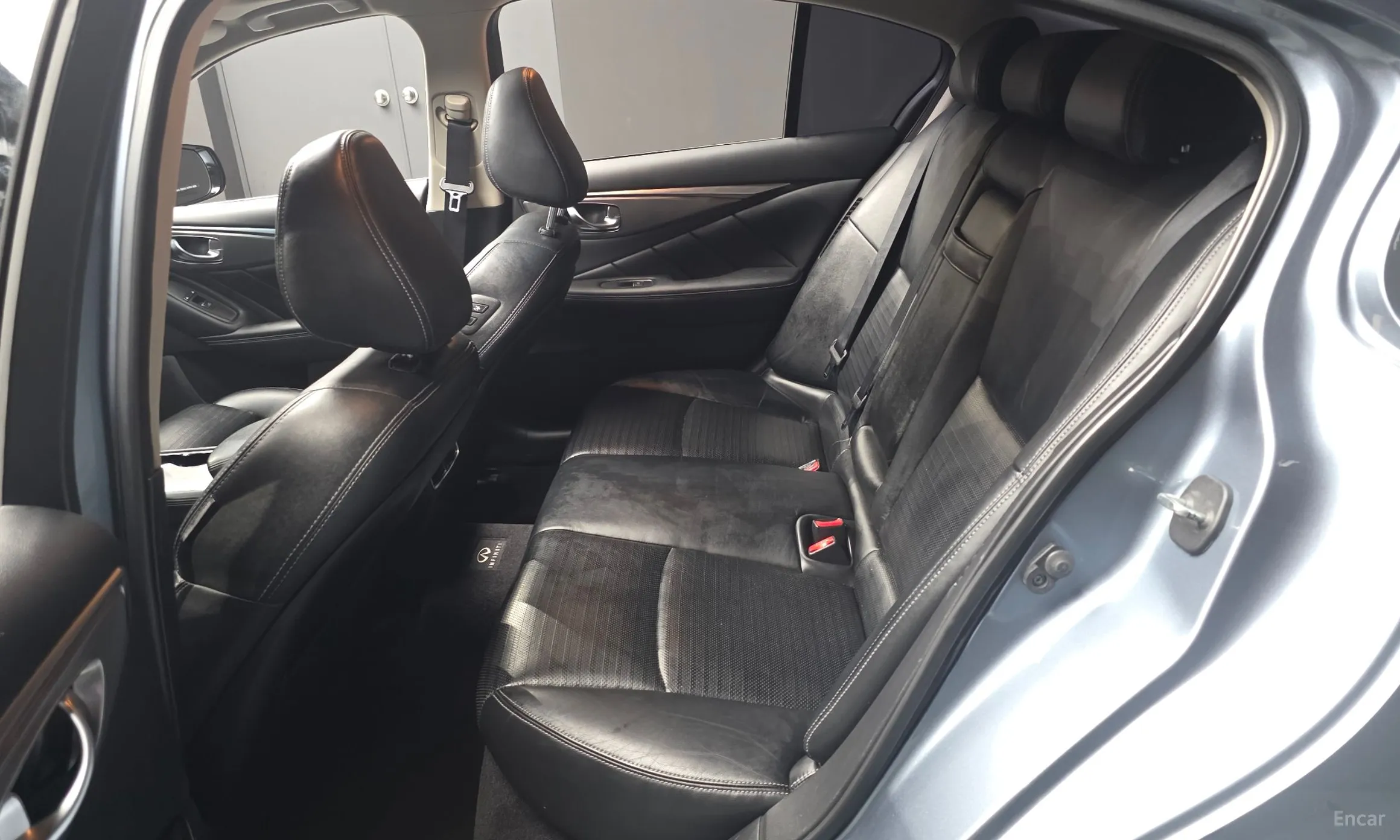 Infiniti Q50 превью 11