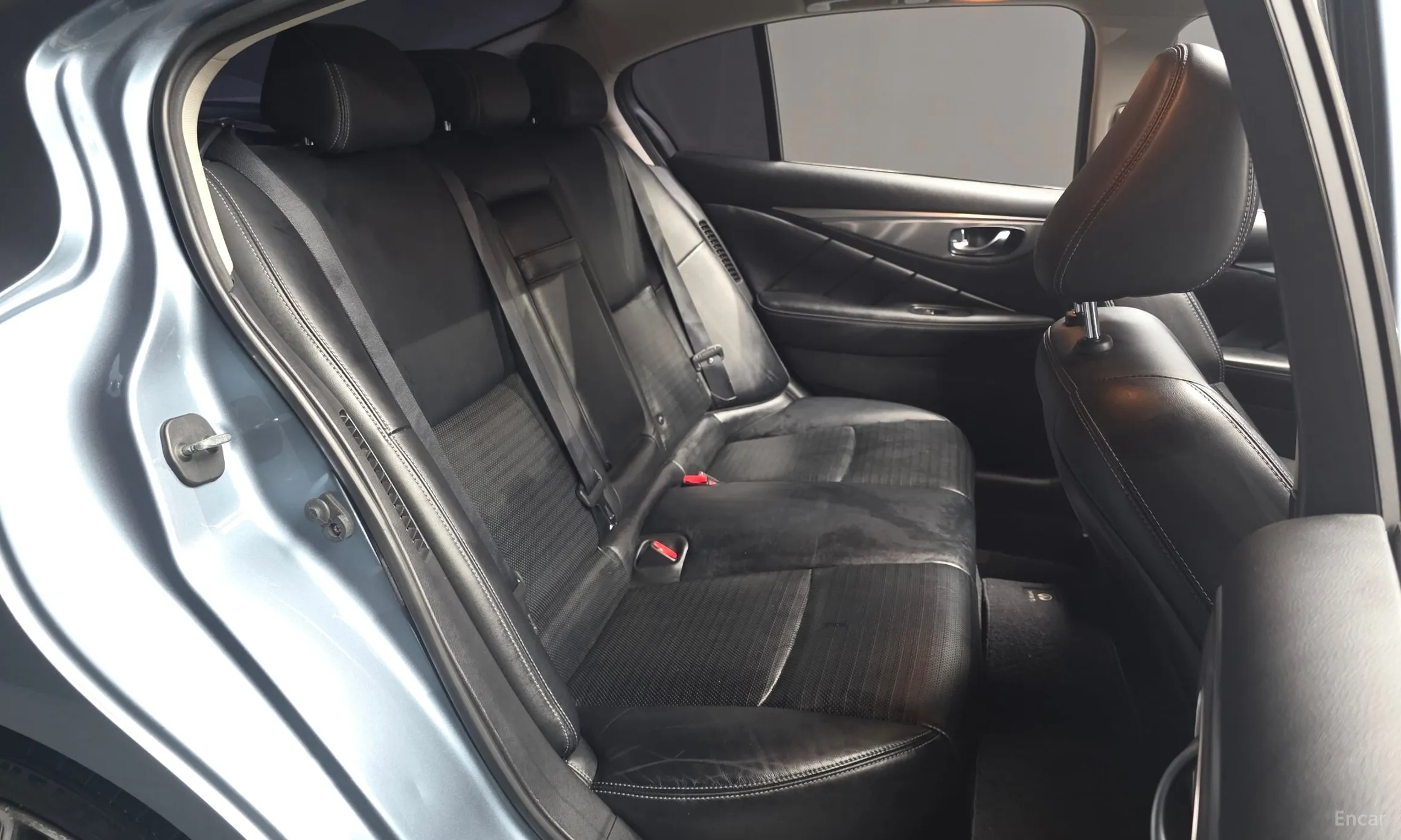 Infiniti Q50 превью 12