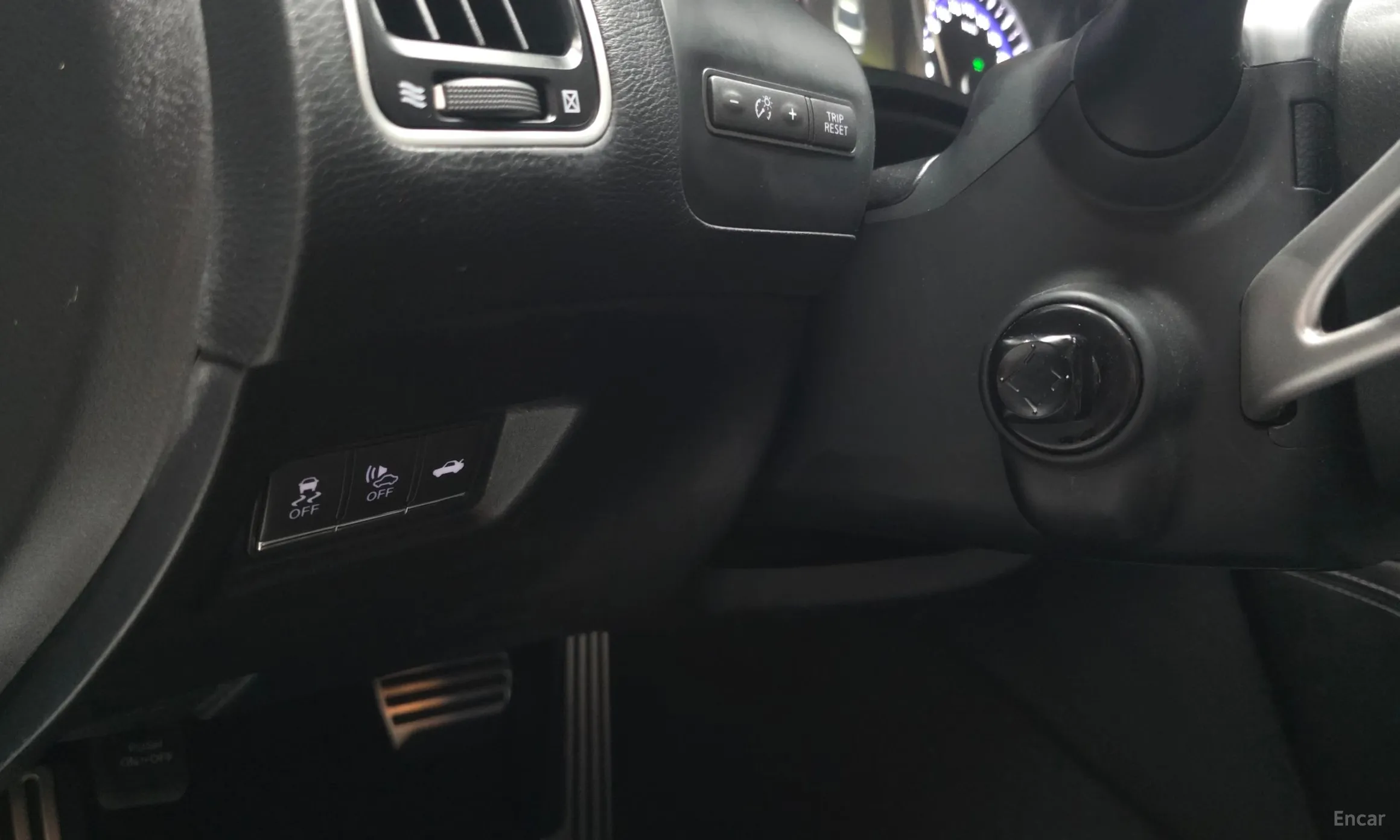 Infiniti Q50 превью 19