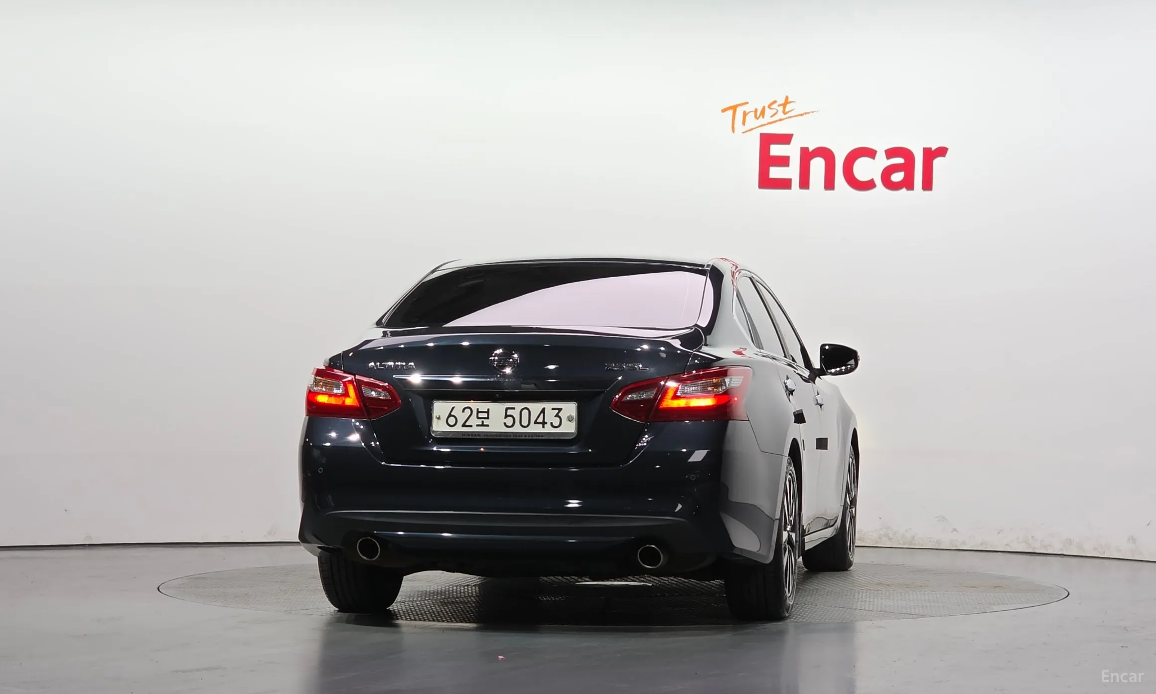 Nissan Altima превью 4
