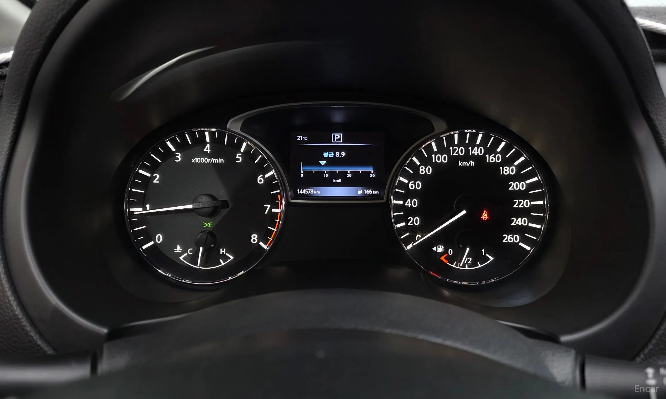 Nissan Altima превью 8