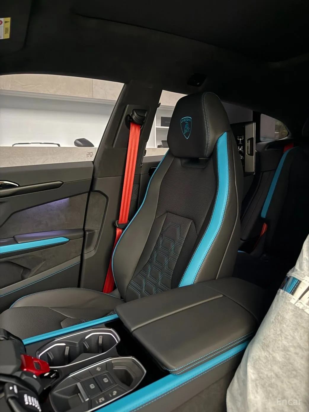 Lamborghini Urus превью 7