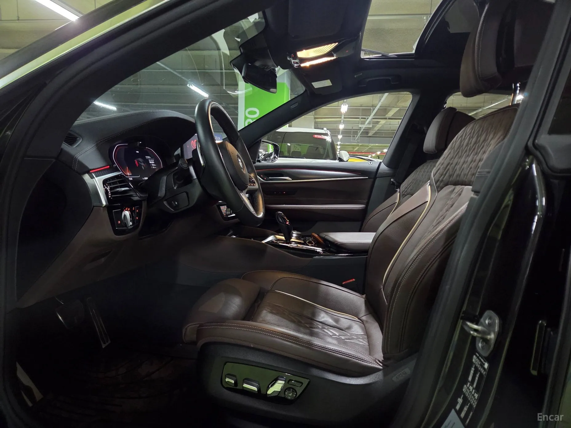 Lincoln Aviator 2nd Generation превью 8