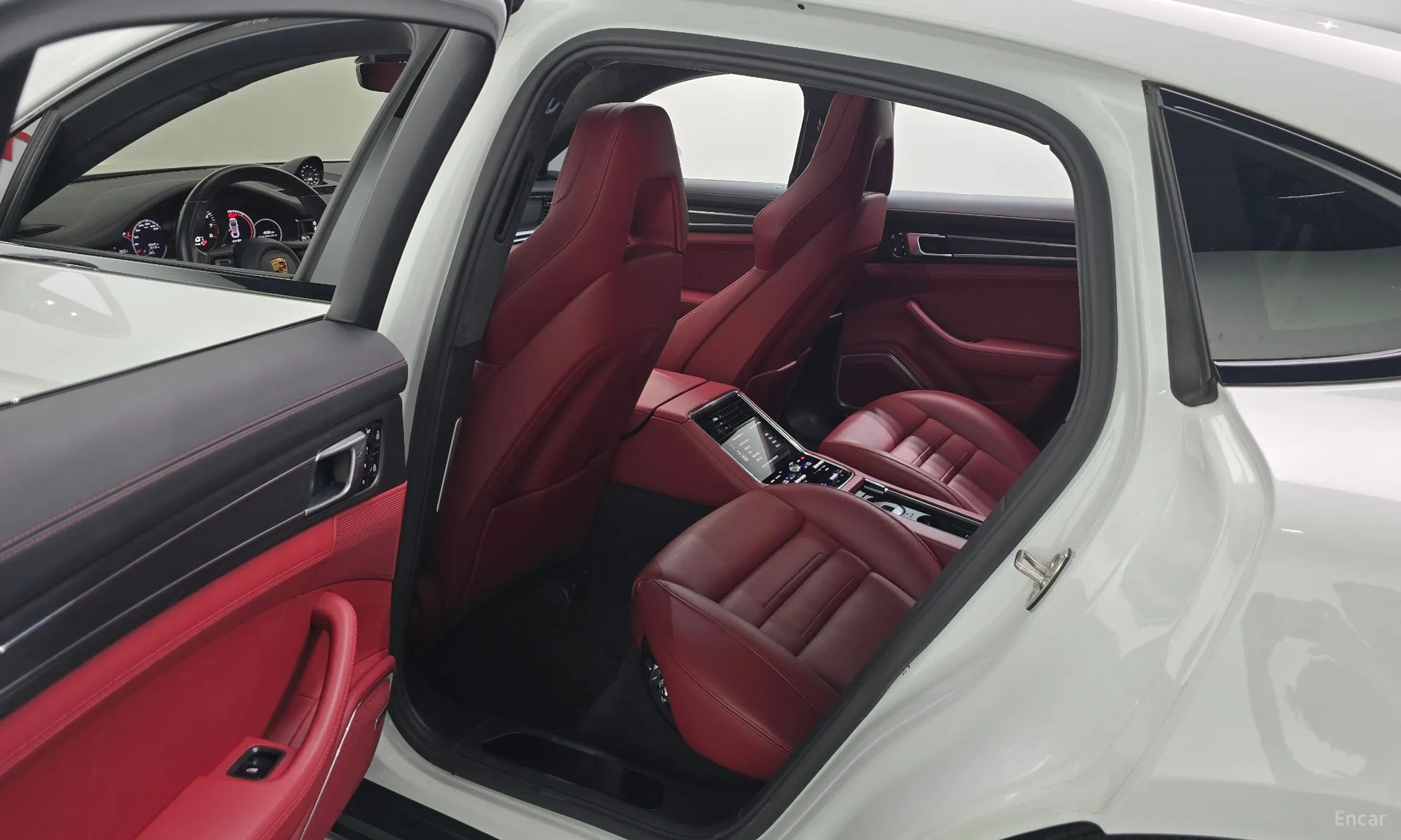Porsche Panamera (971) превью 11