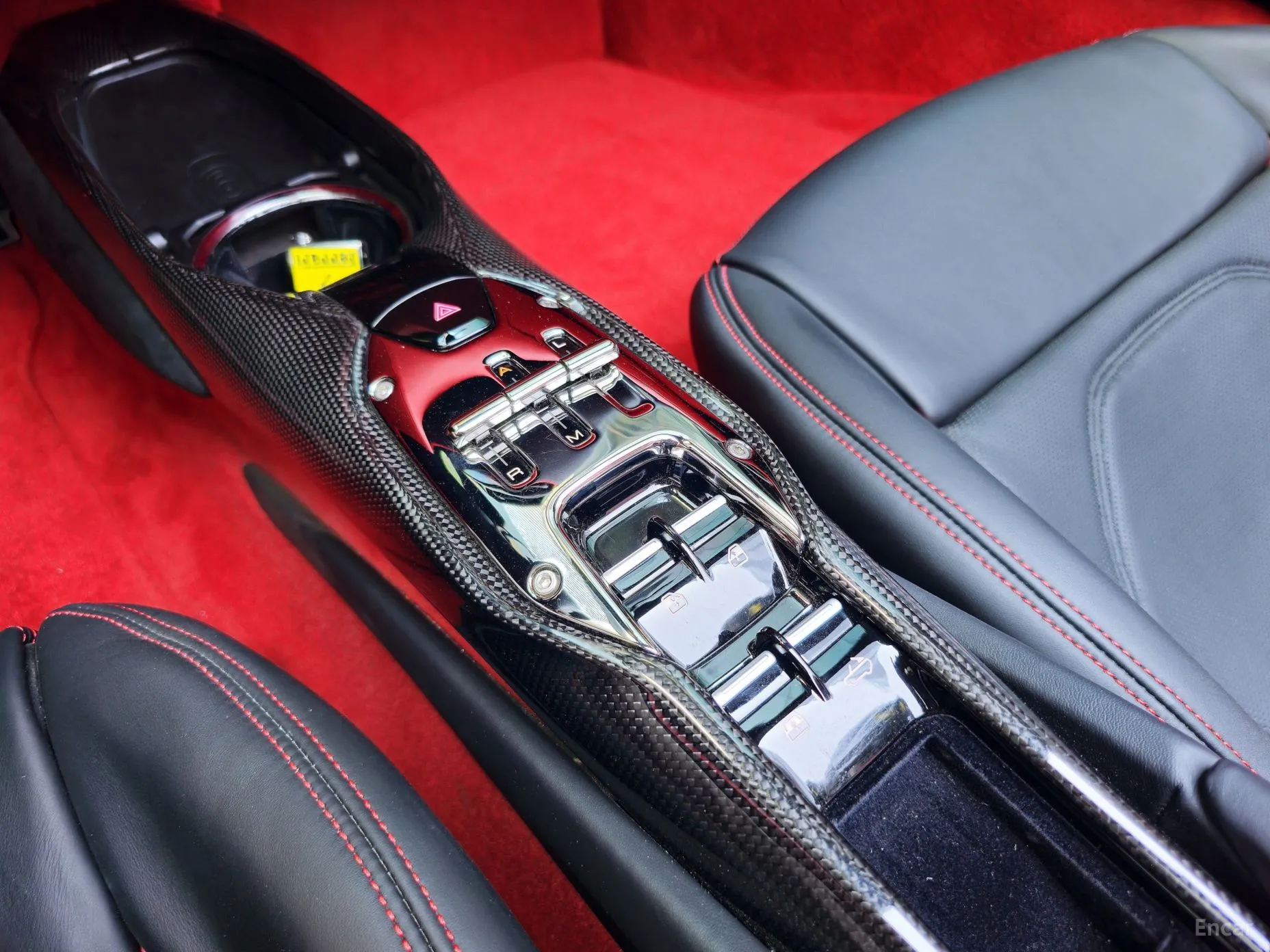 Ferrari 296 GTS превью 10