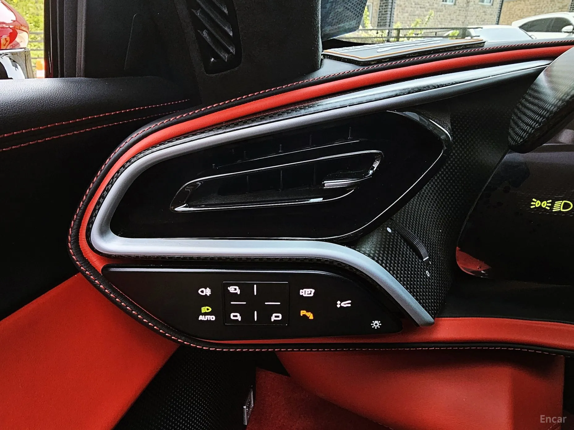 Ferrari 296 GTS превью 11