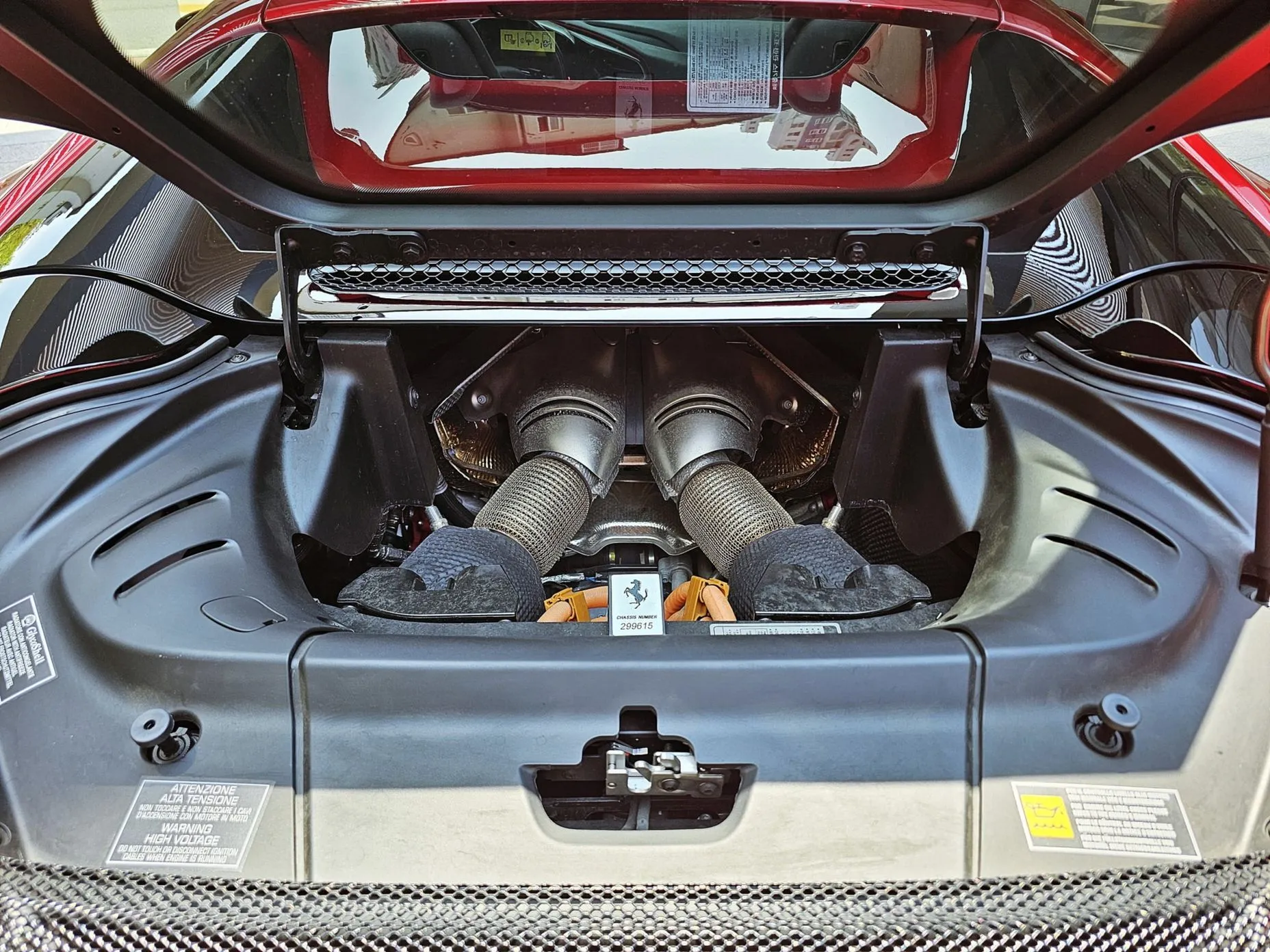 Ferrari 296 GTS превью 18