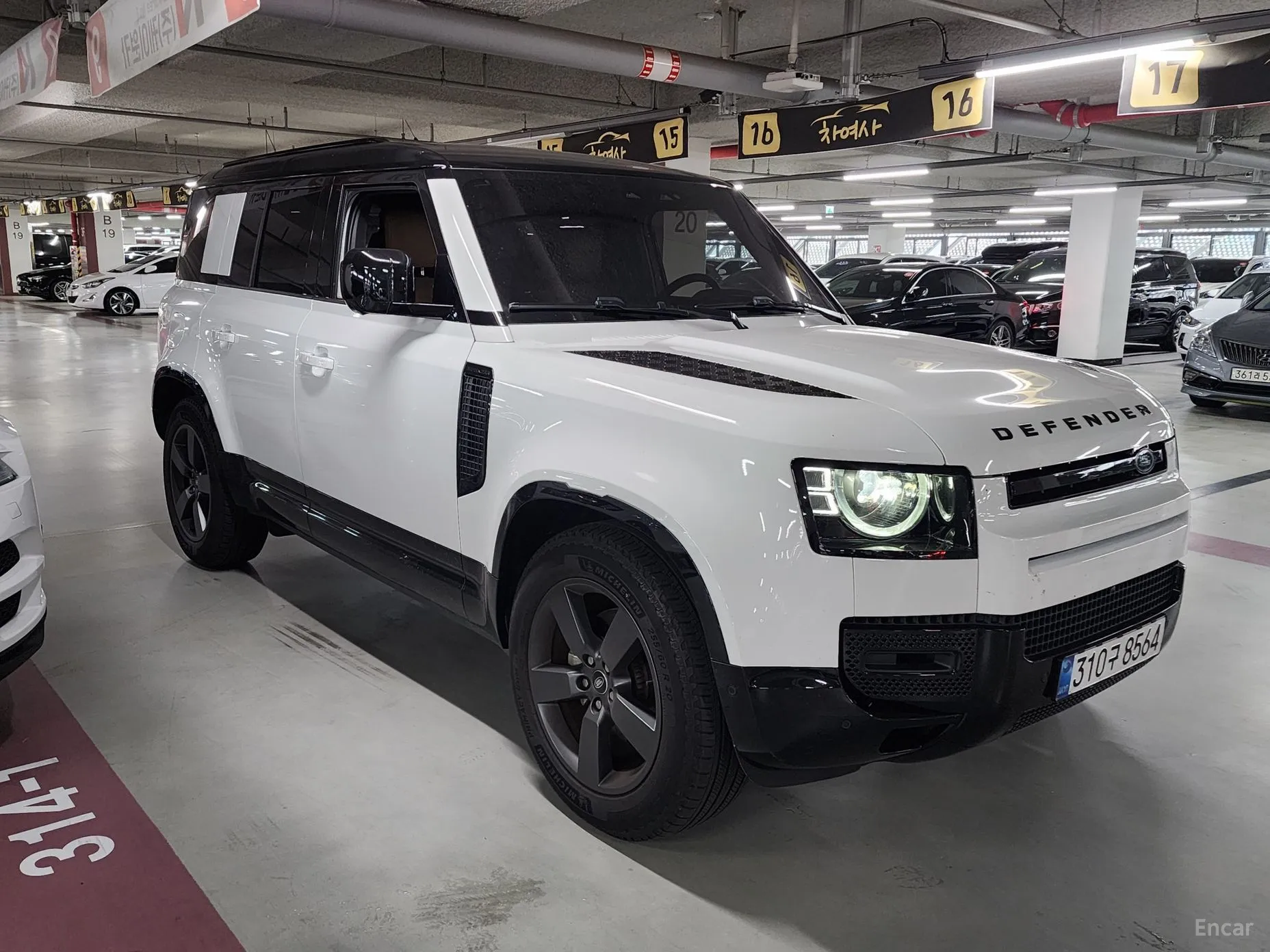 Land Rover Defender (L663) превью 11