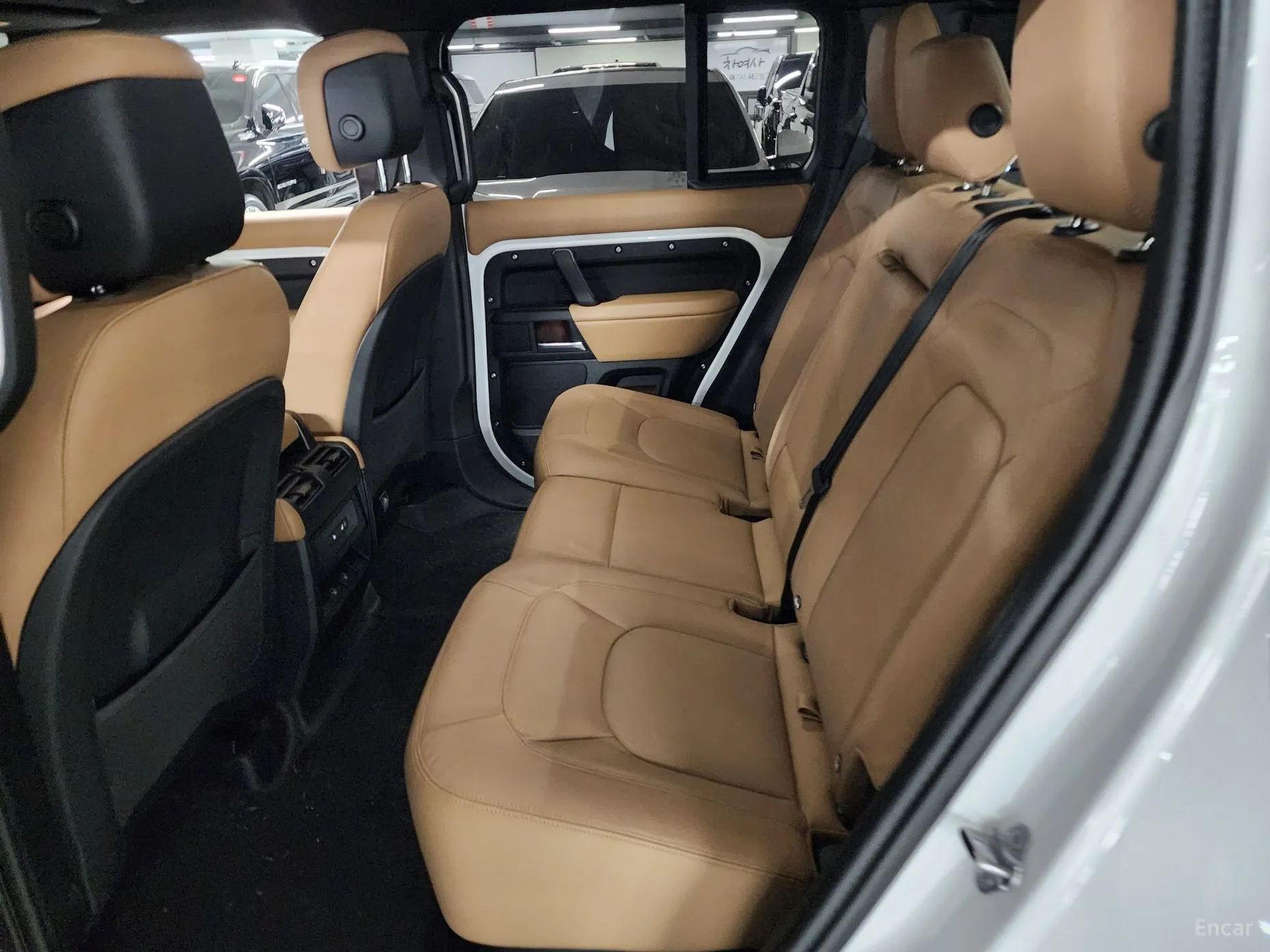 Land Rover Defender (L663) превью 13
