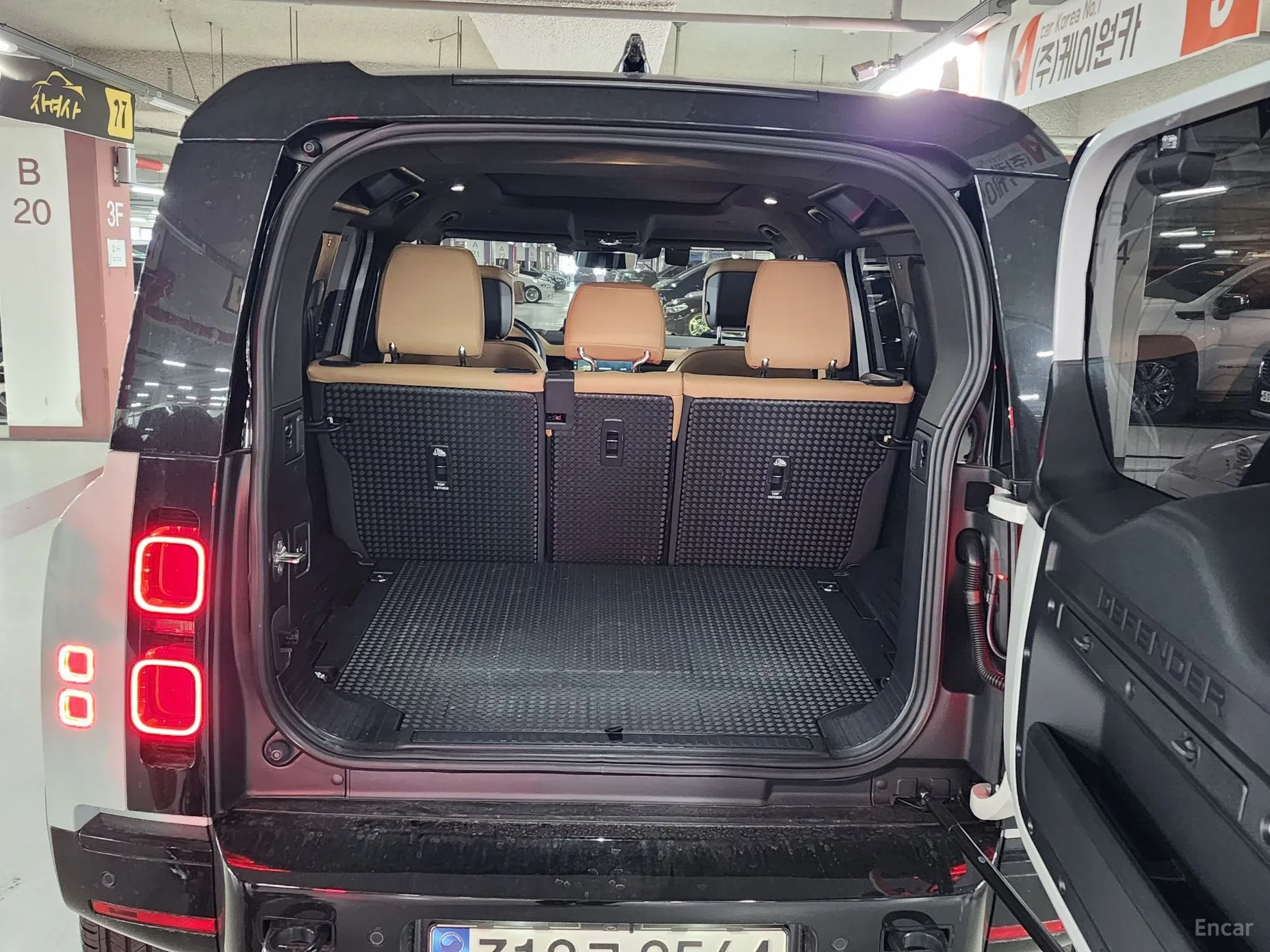 Land Rover Defender (L663) превью 16