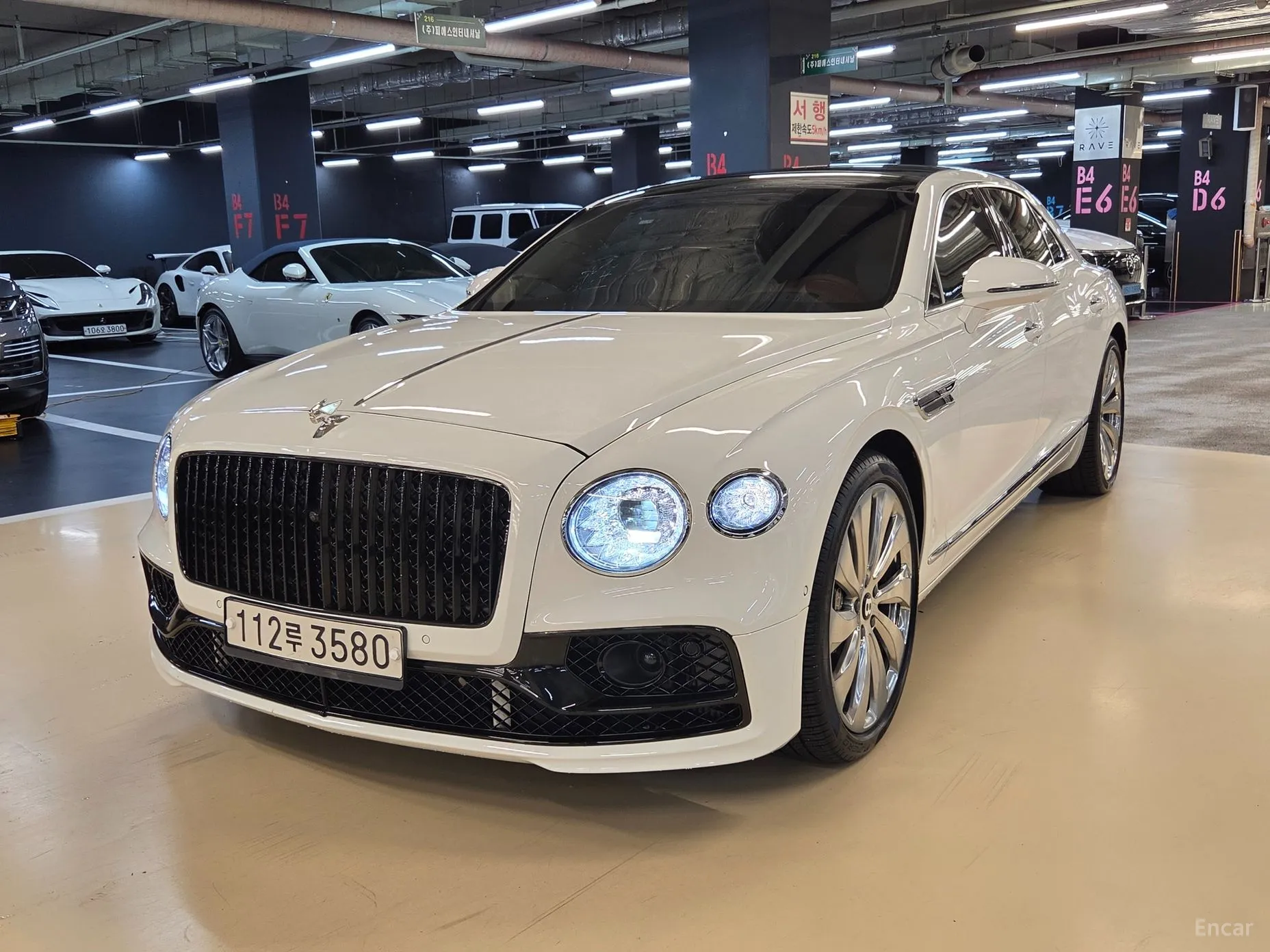 Bentley Flying Spur 3rd Generation превью 3