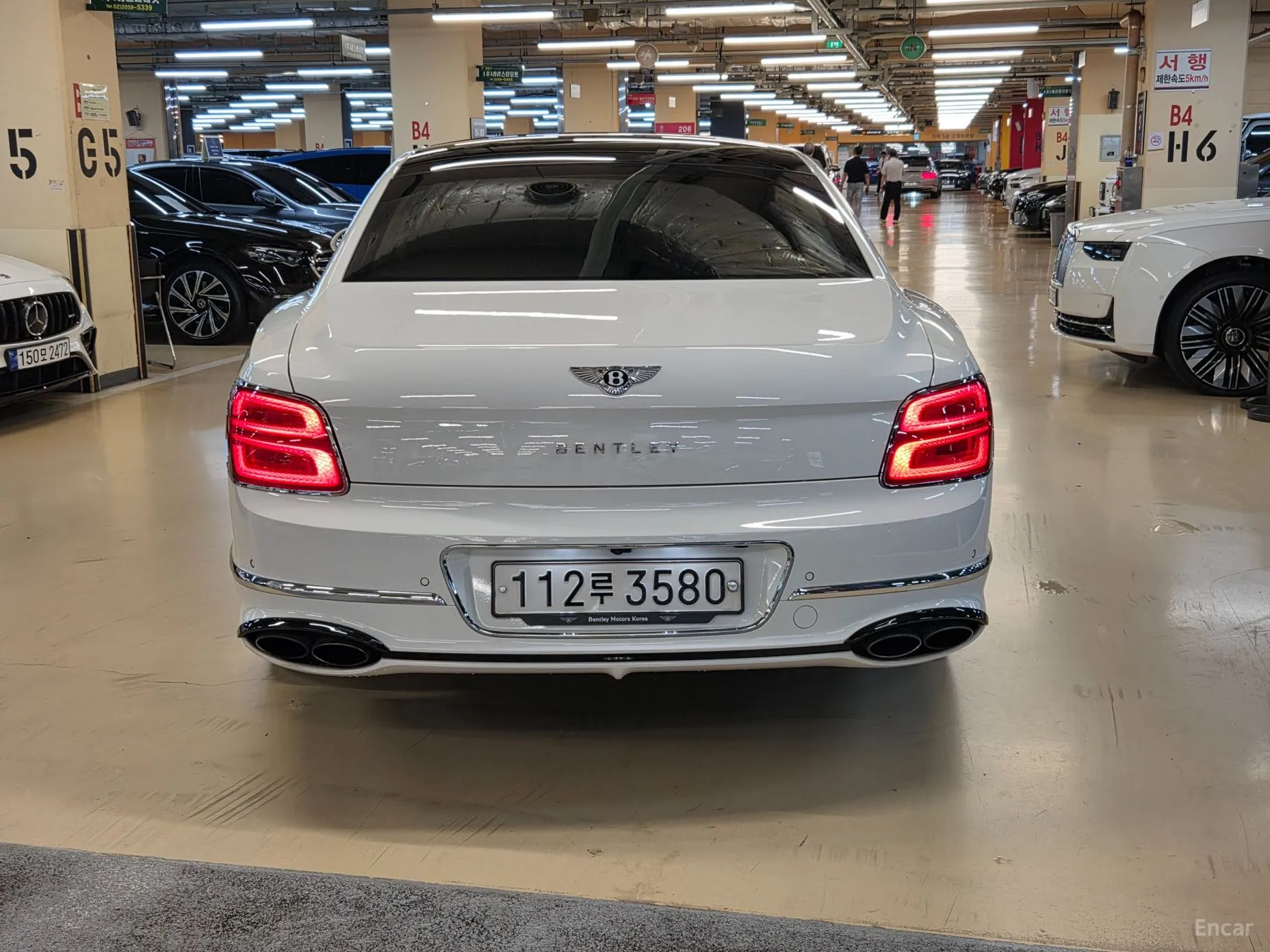 Bentley Flying Spur 3rd Generation превью 6
