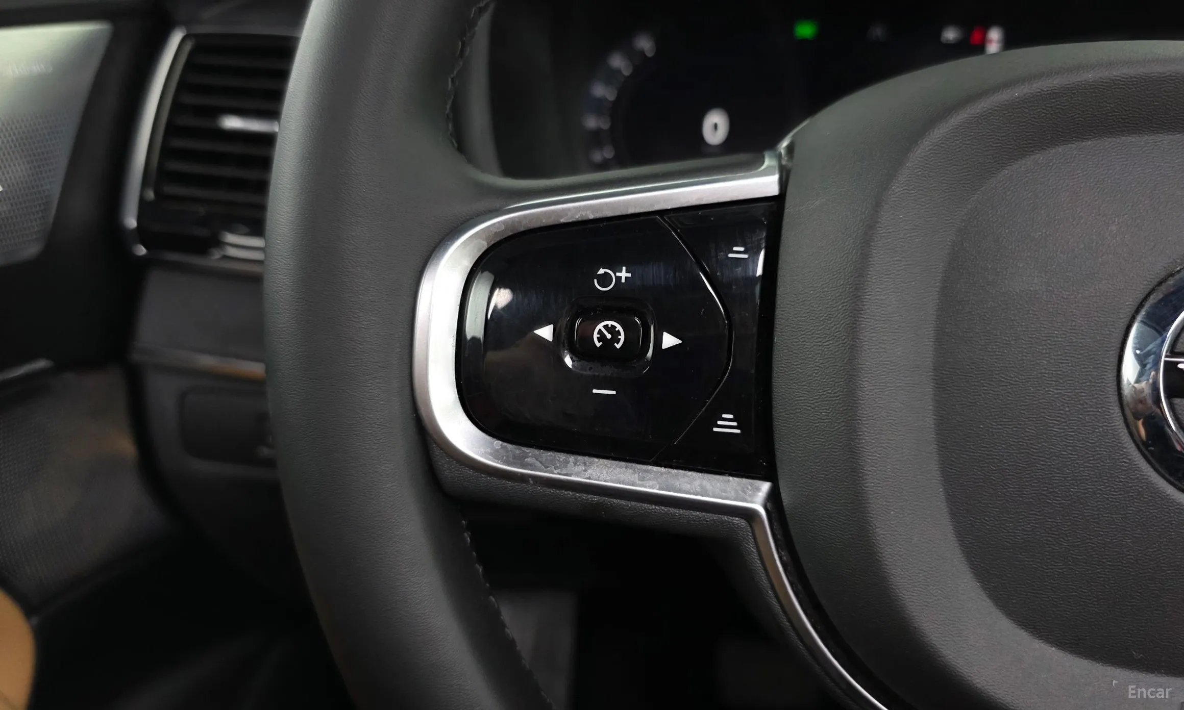 Volvo XC90 Gen 2 превью 17