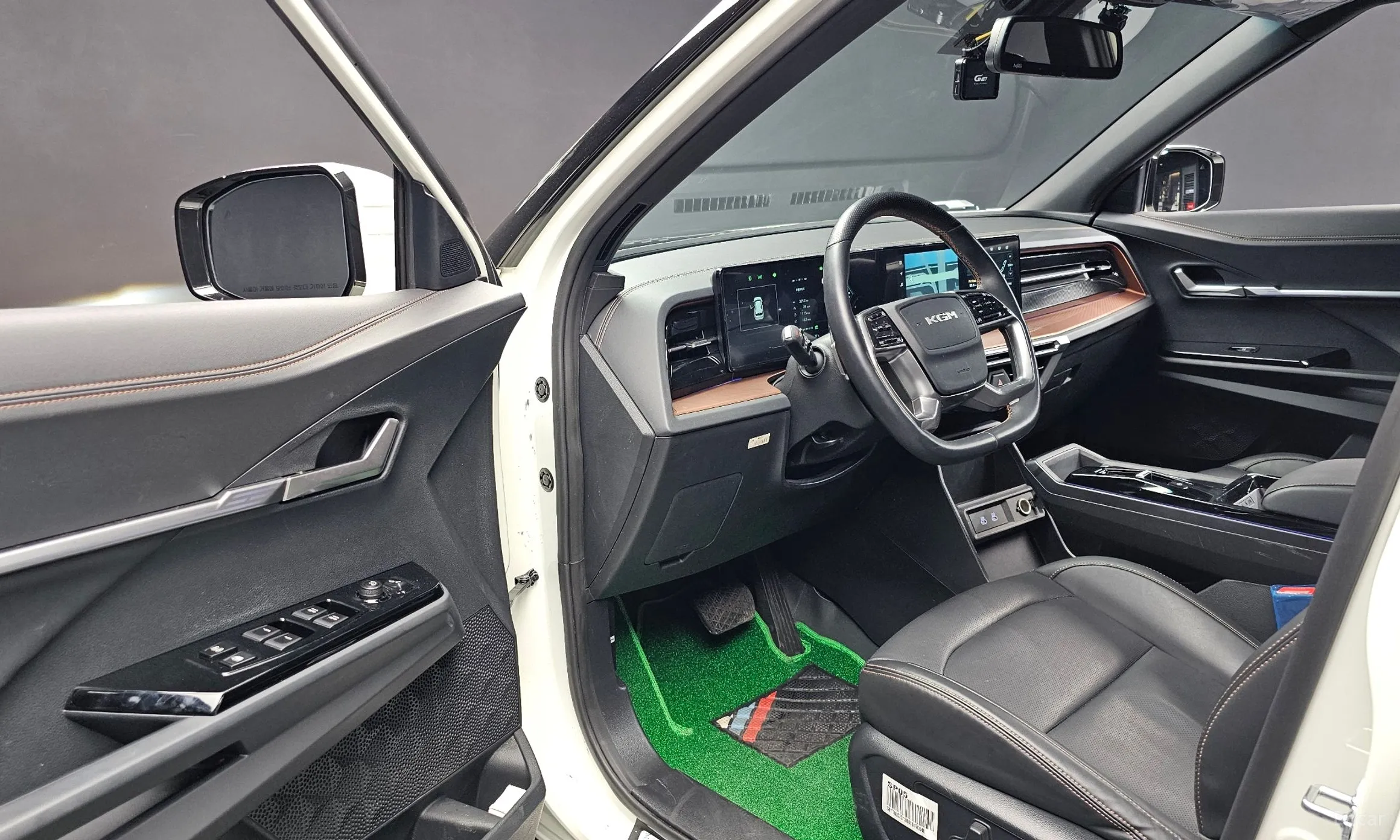 KG Mobility (SsangYong) The New Torres превью 10