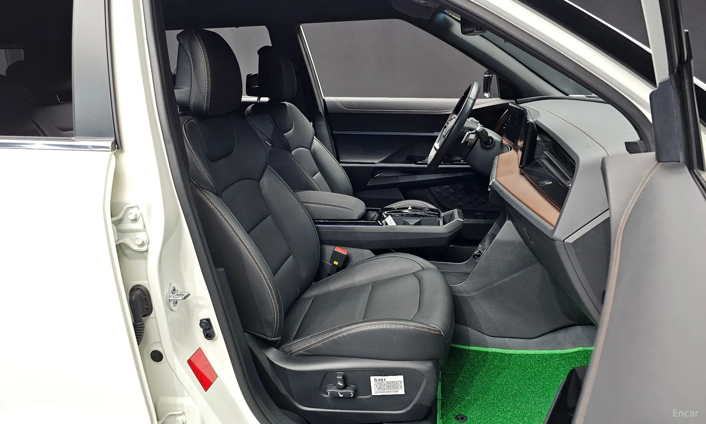 KG Mobility (SsangYong) The New Torres превью 12