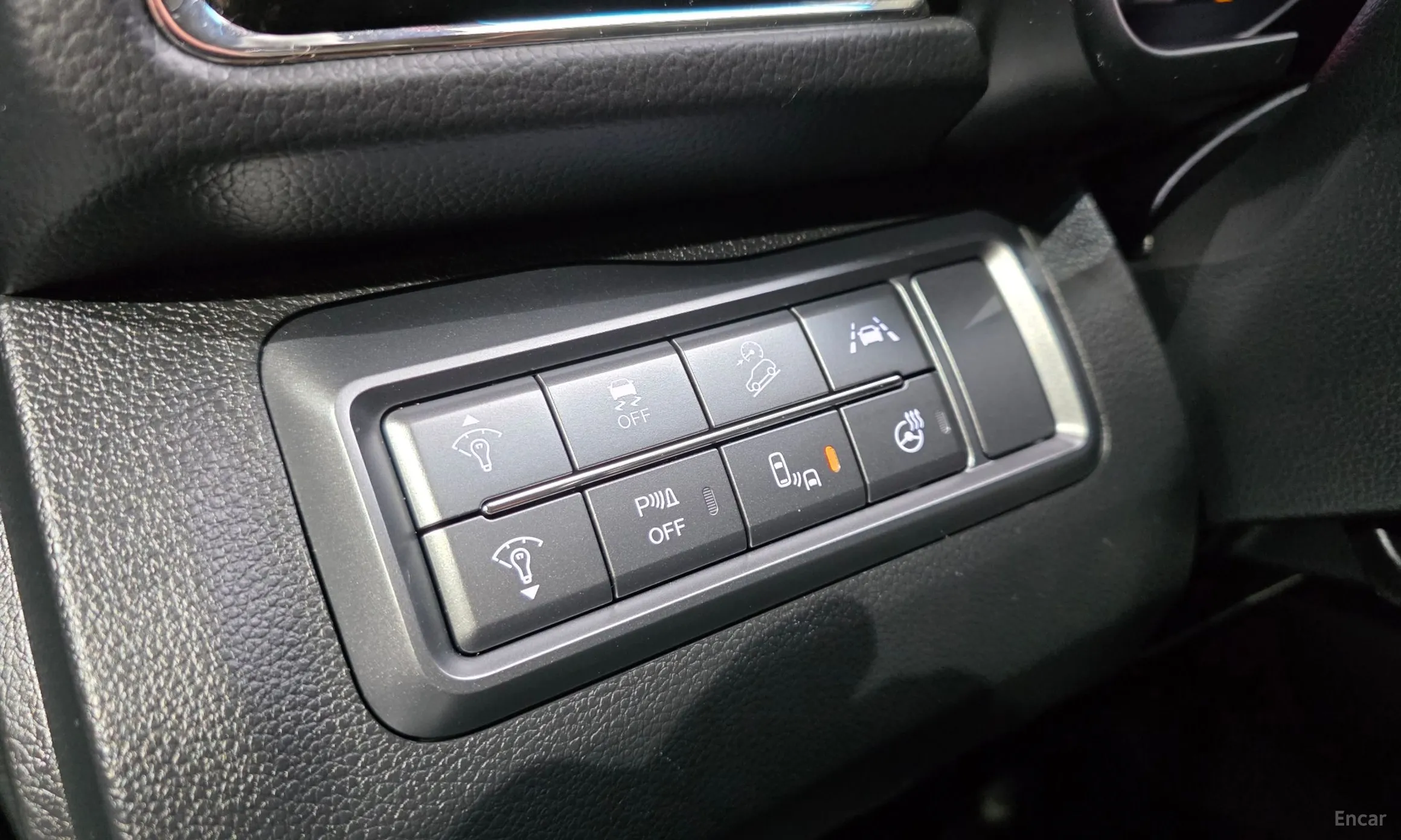 KG Mobility (SsangYong) Berry New Tivoli превью 12