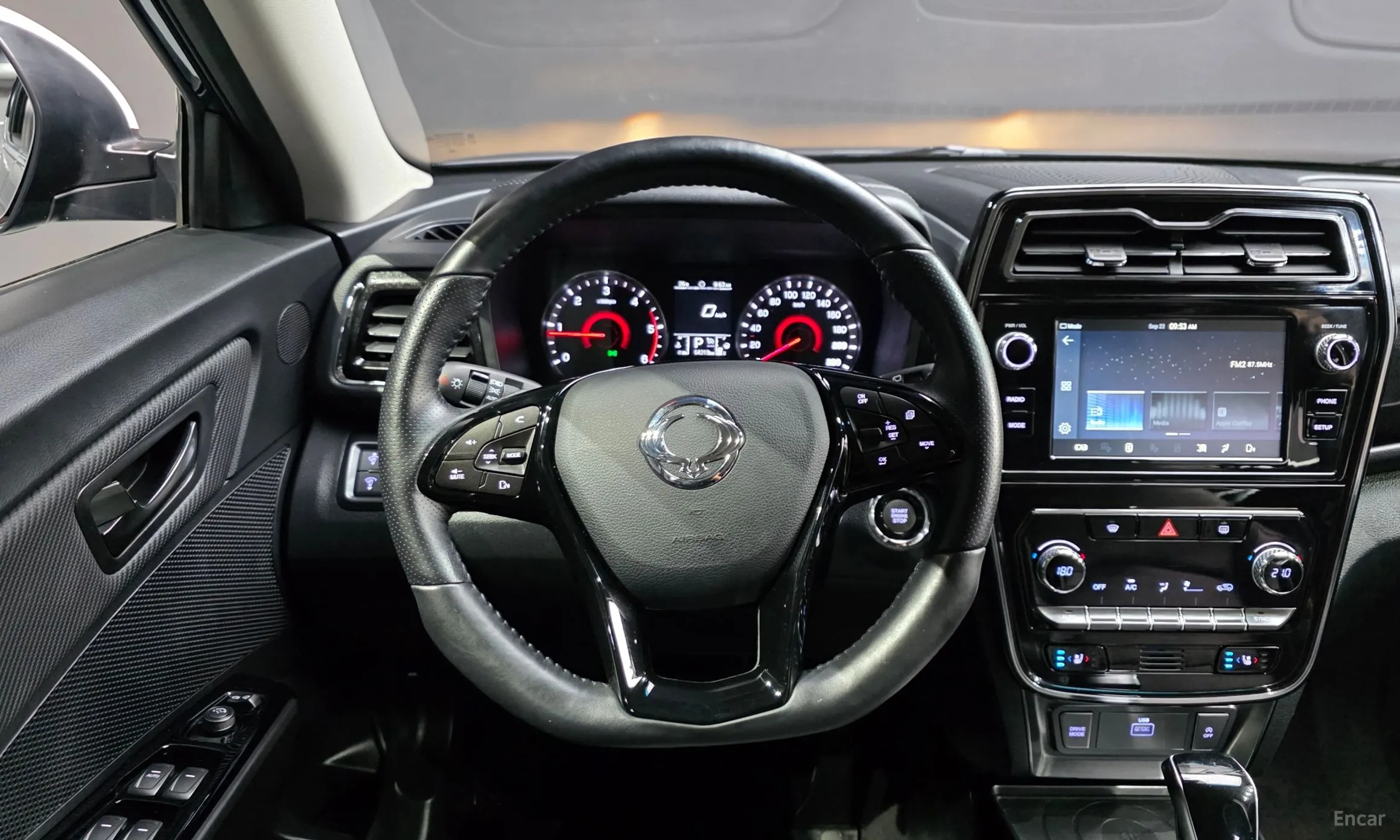 KG Mobility (SsangYong) Berry New Tivoli превью 13