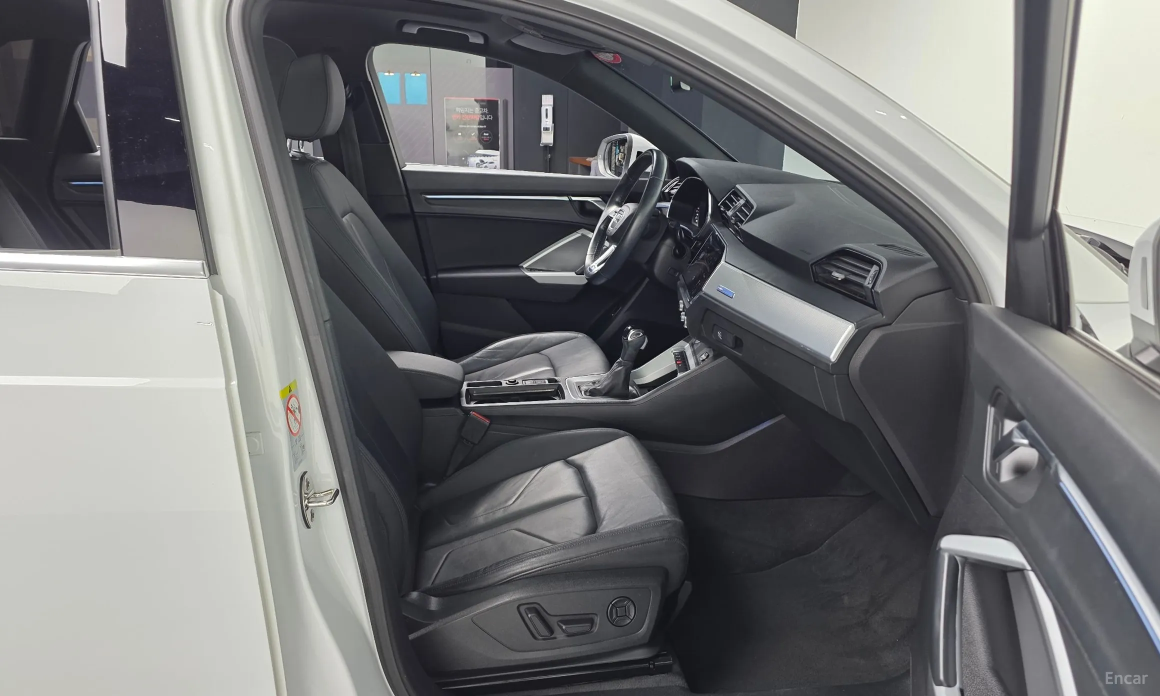 Audi Q3 (F3) превью 11