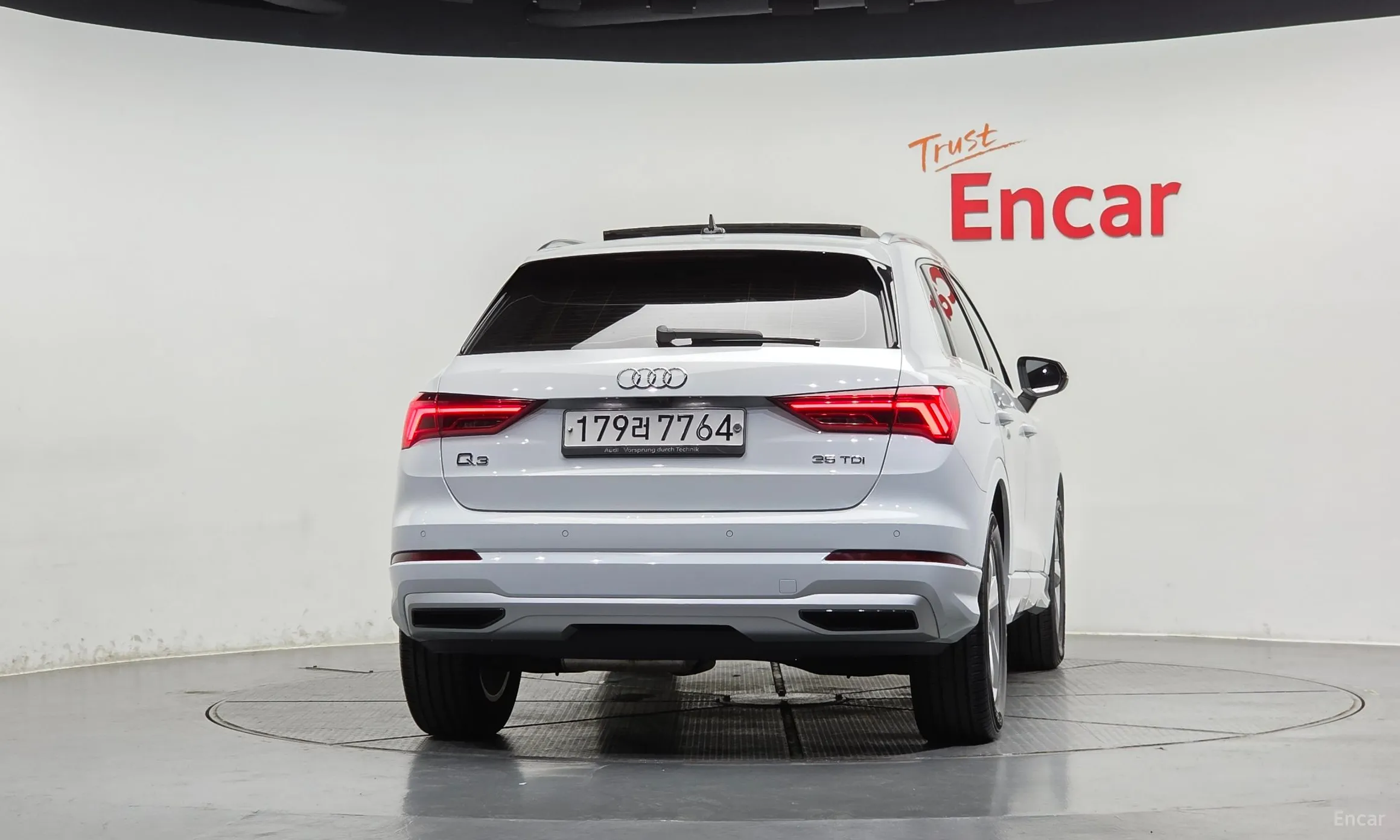 Audi Q3 (F3) превью 4