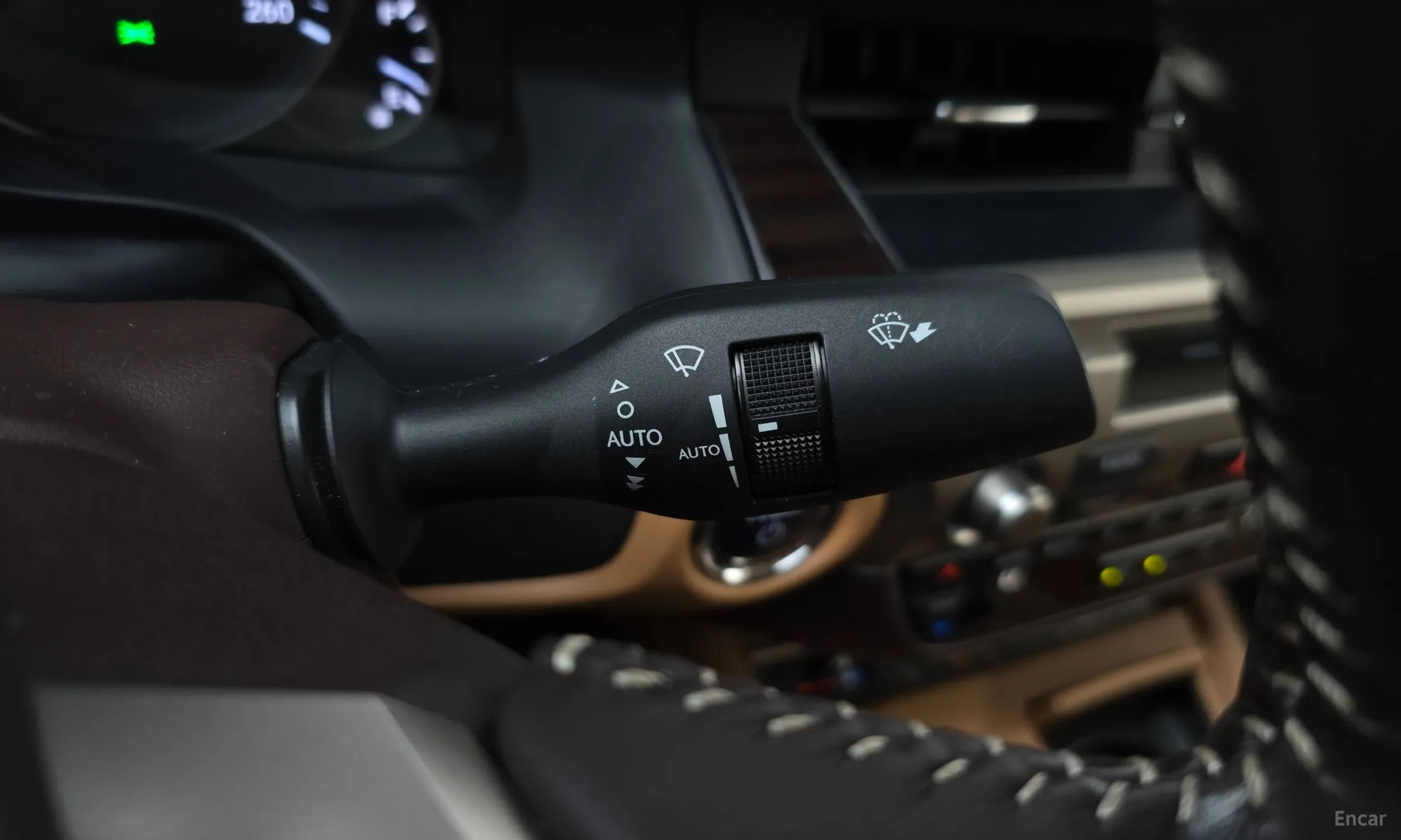 Lexus New ES300h превью 17