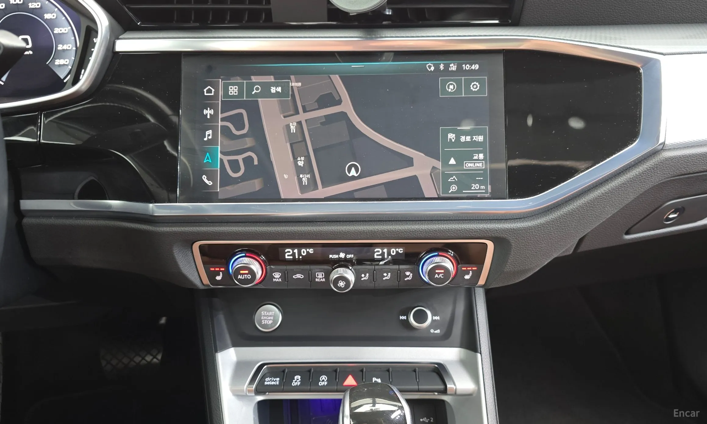 Audi Q3 (F3) превью 12