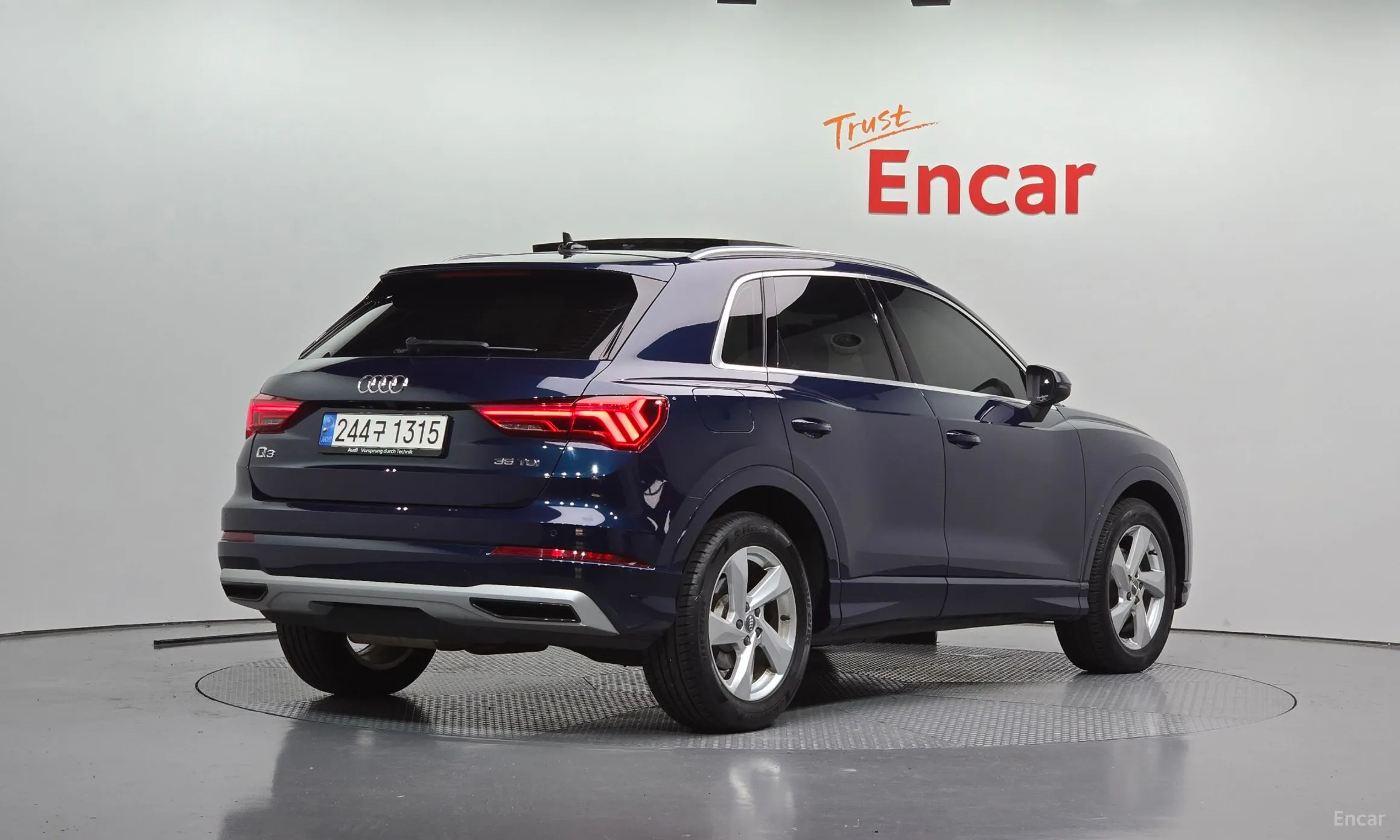 Audi Q3 (F3)