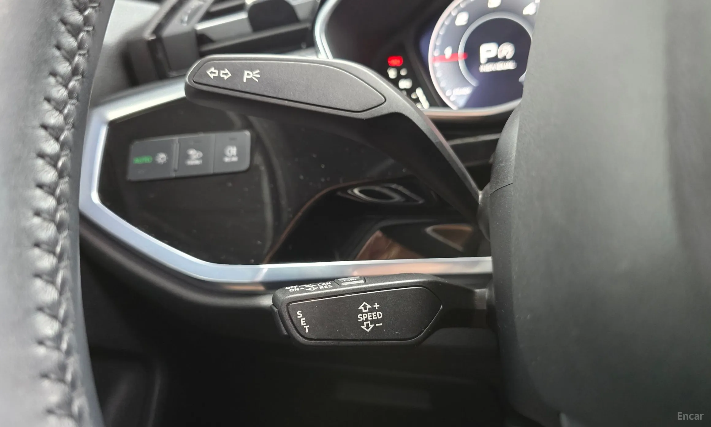Audi Q3 (F3) превью 19