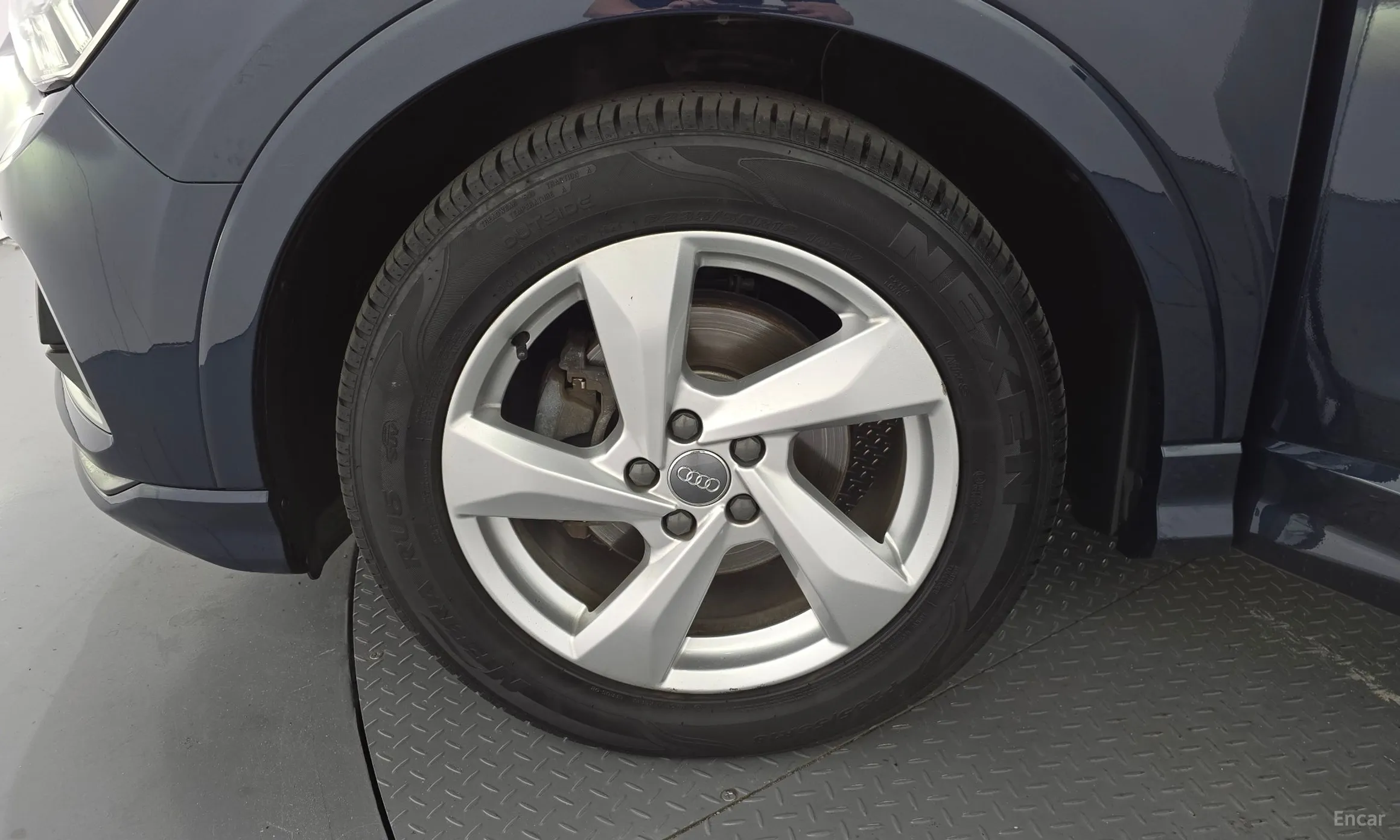 Audi Q3 (F3) превью 5