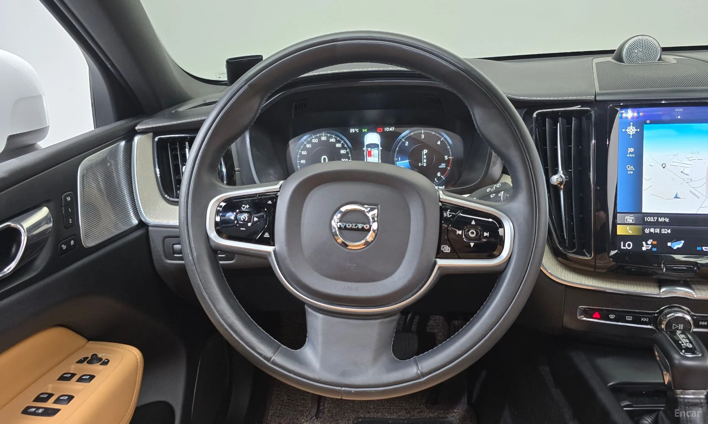 Volvo XC60 Gen 2 превью 13