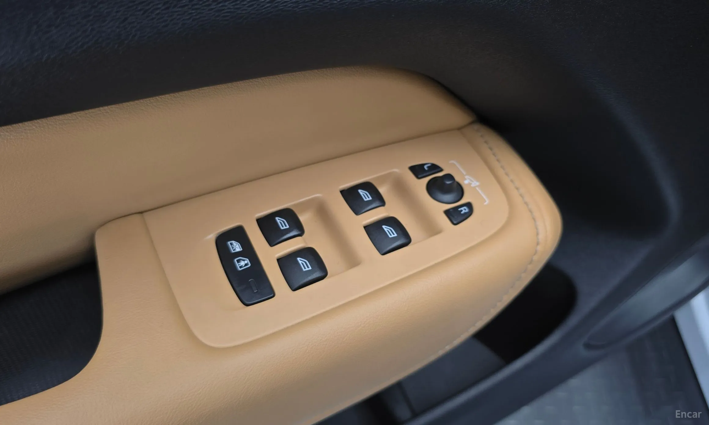 Volvo XC60 Gen 2 превью 16