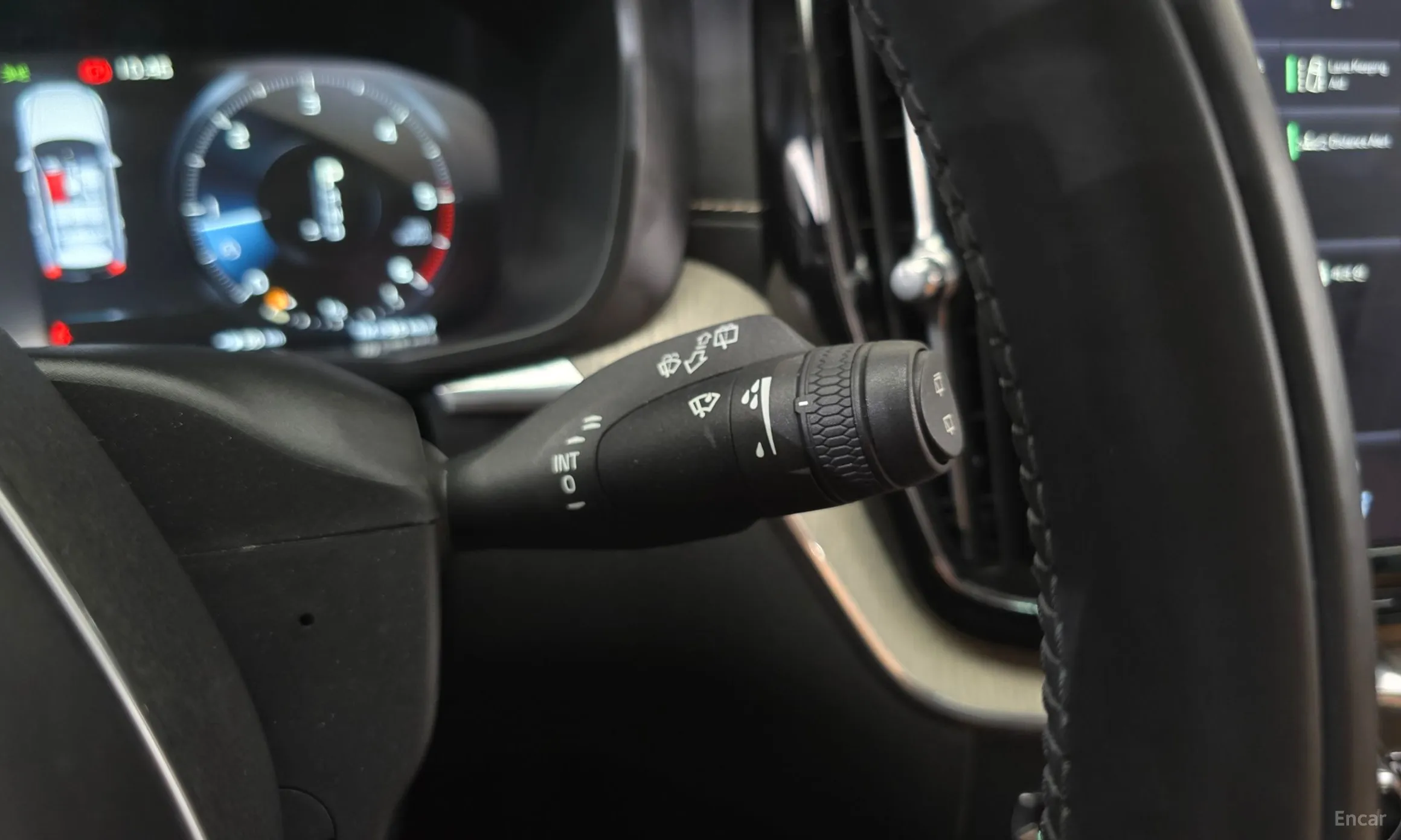Volvo XC60 Gen 2 превью 18