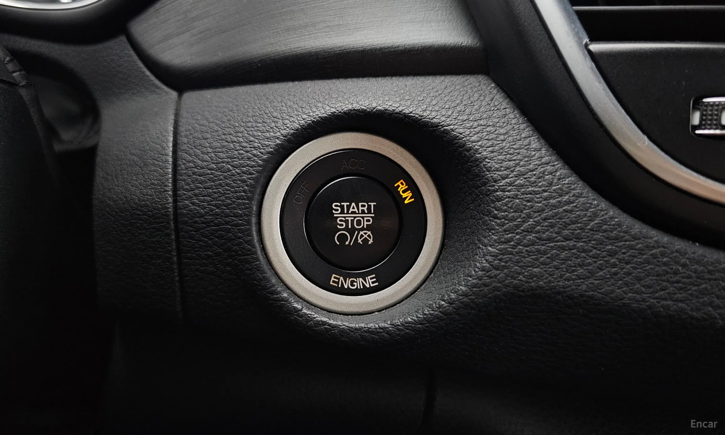 Chrysler 200 Second generation превью 19