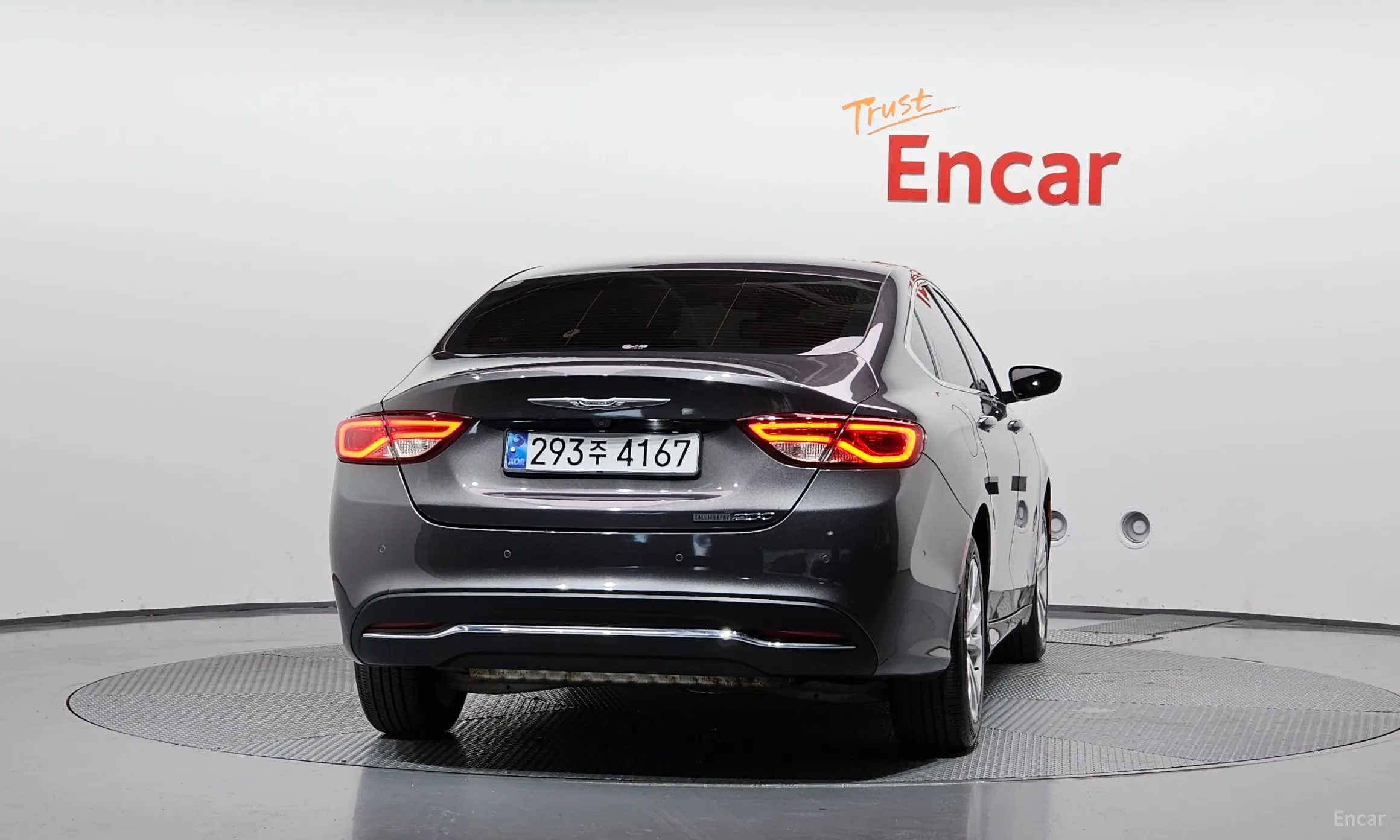 Chrysler 200 Second generation превью 4