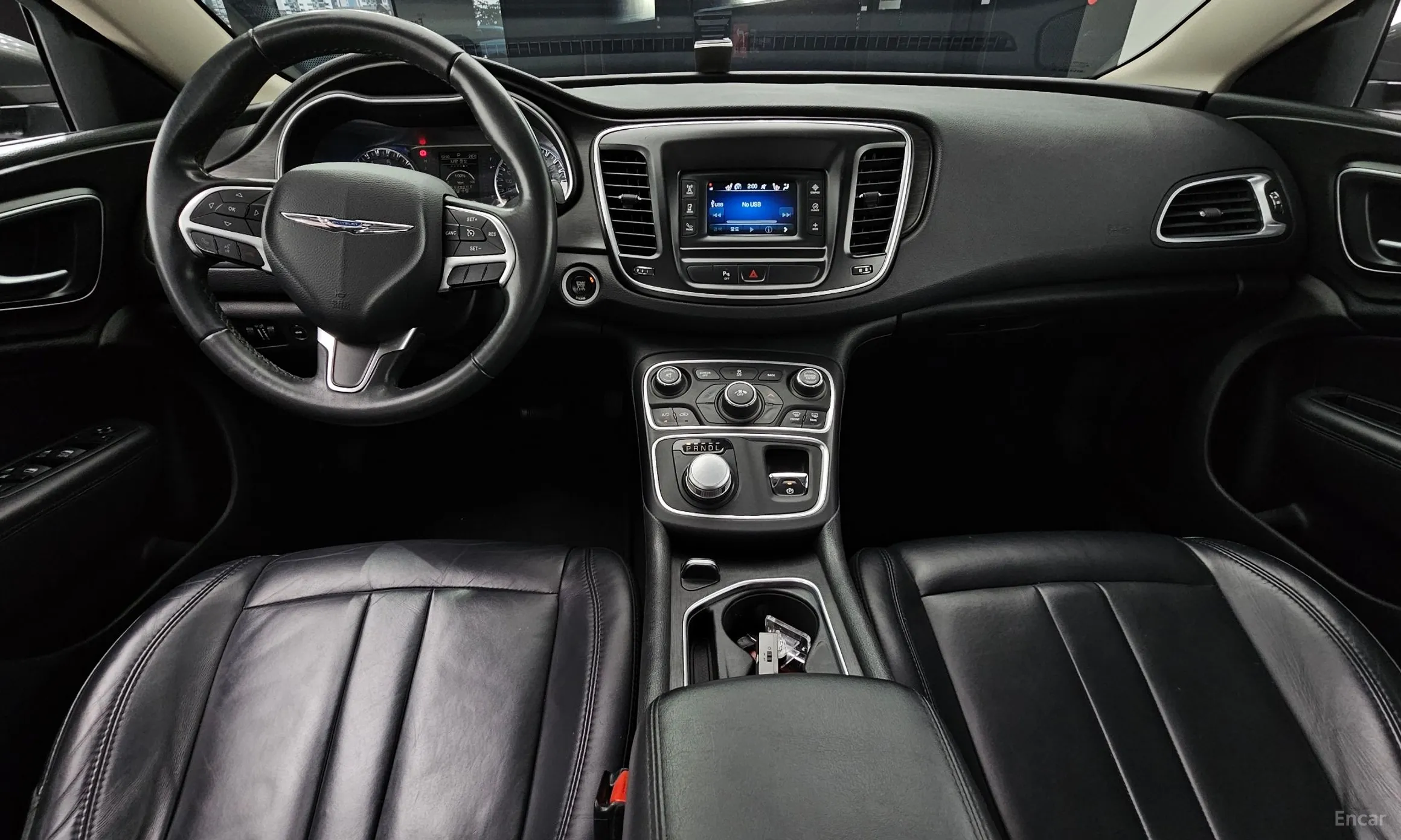 Chrysler 200 Second generation превью 7
