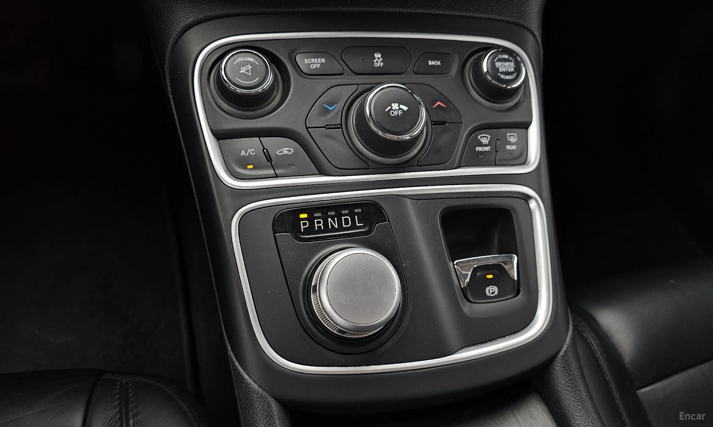 Chrysler 200 Second generation превью 9