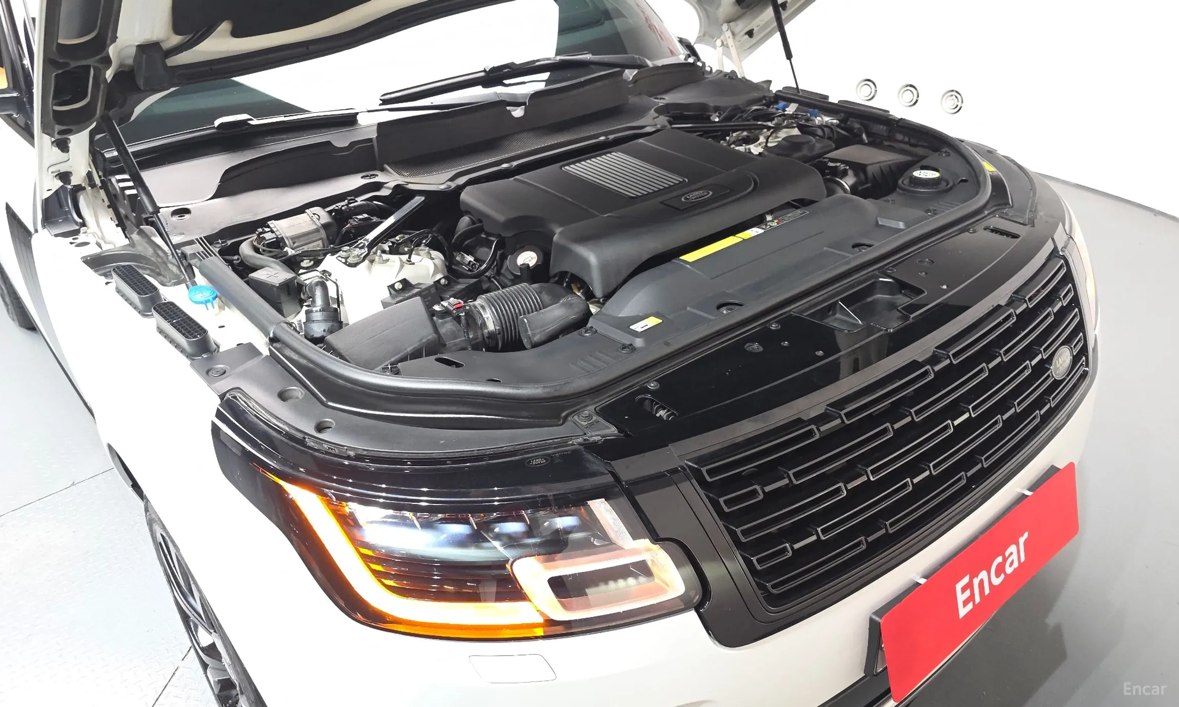 Land Rover Range Rover 4th Generation превью 6