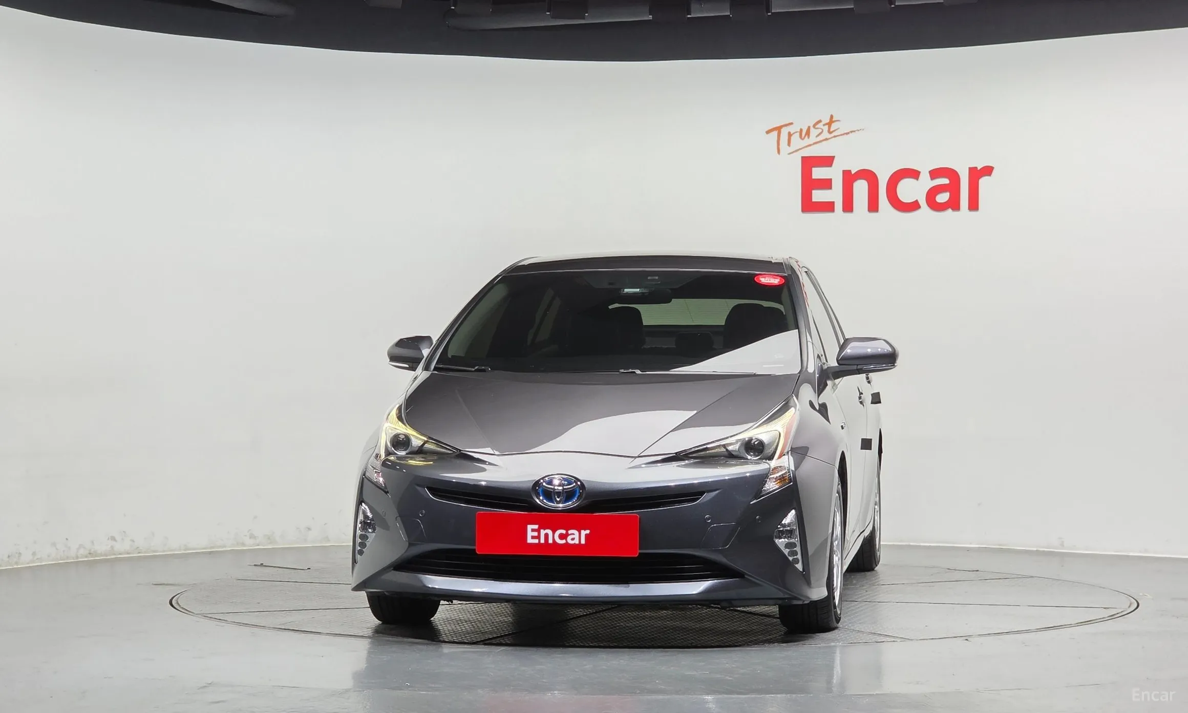 Toyota Prius 4th Generation превью 3