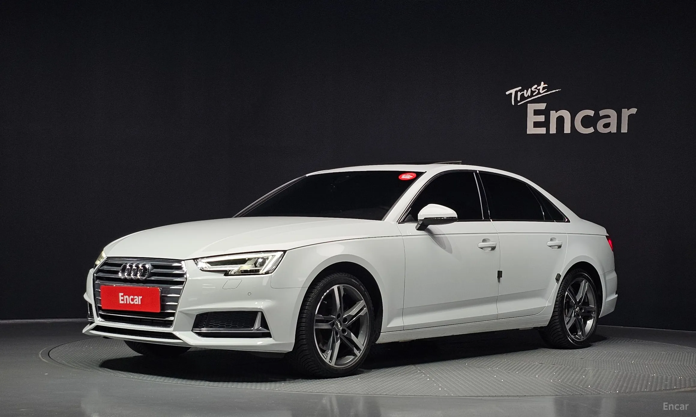 Audi A4 (B9)