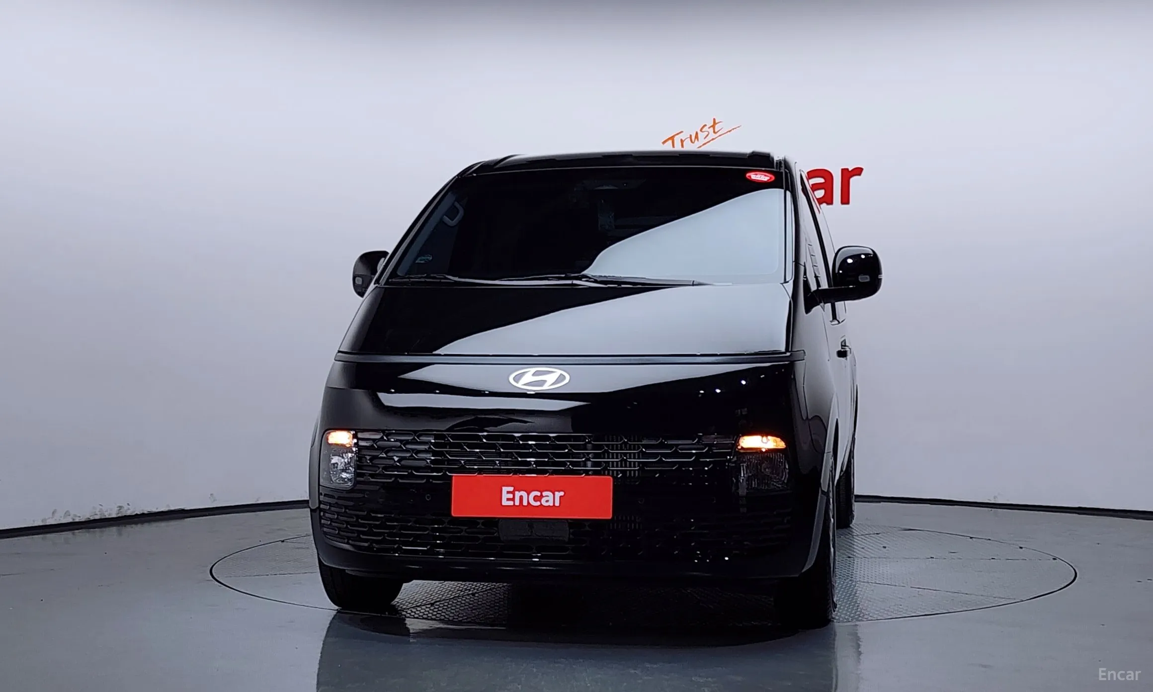 Hyundai Staria превью 3