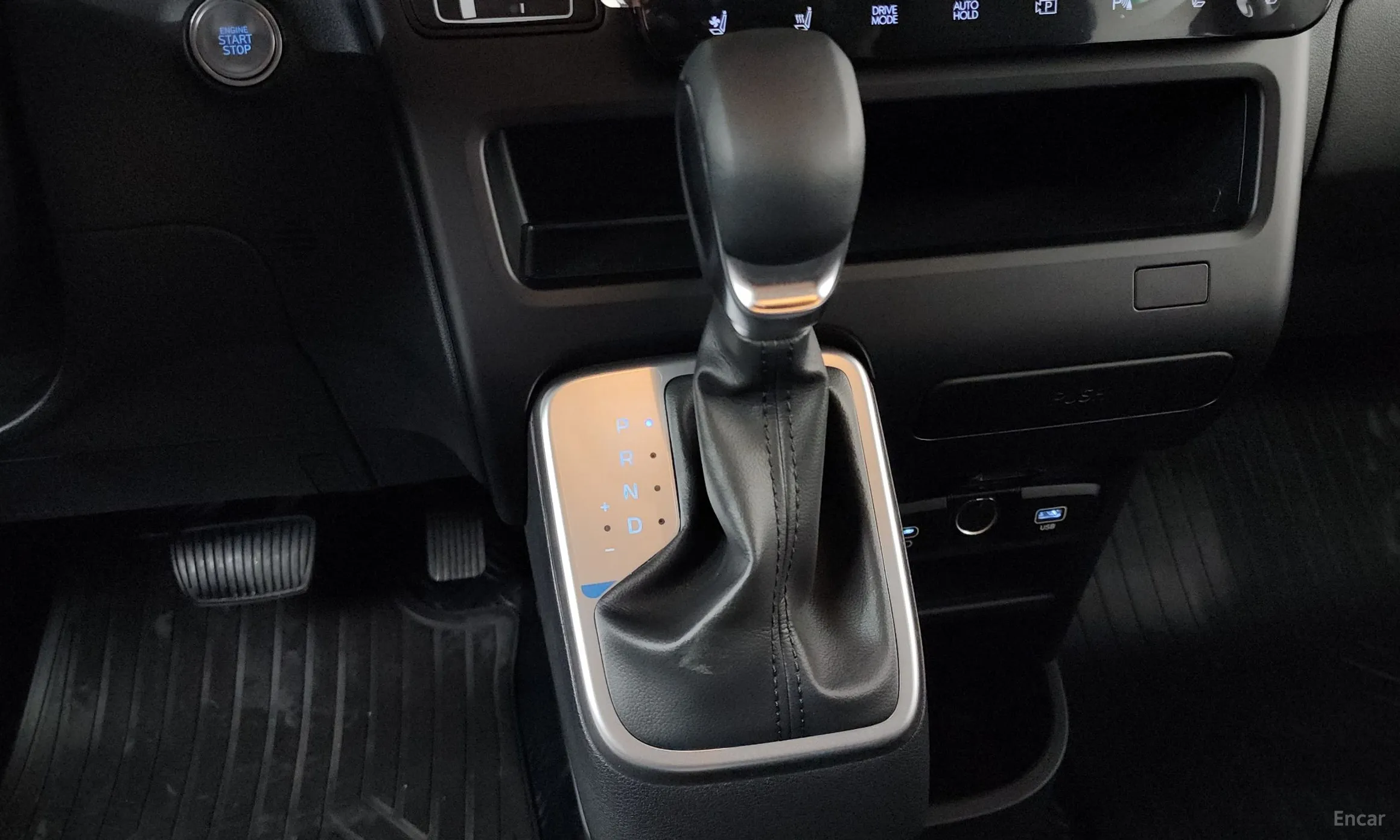 Hyundai Staria превью 9