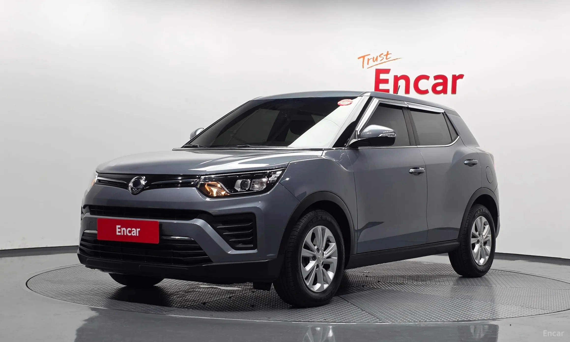 Berry New Tivoli