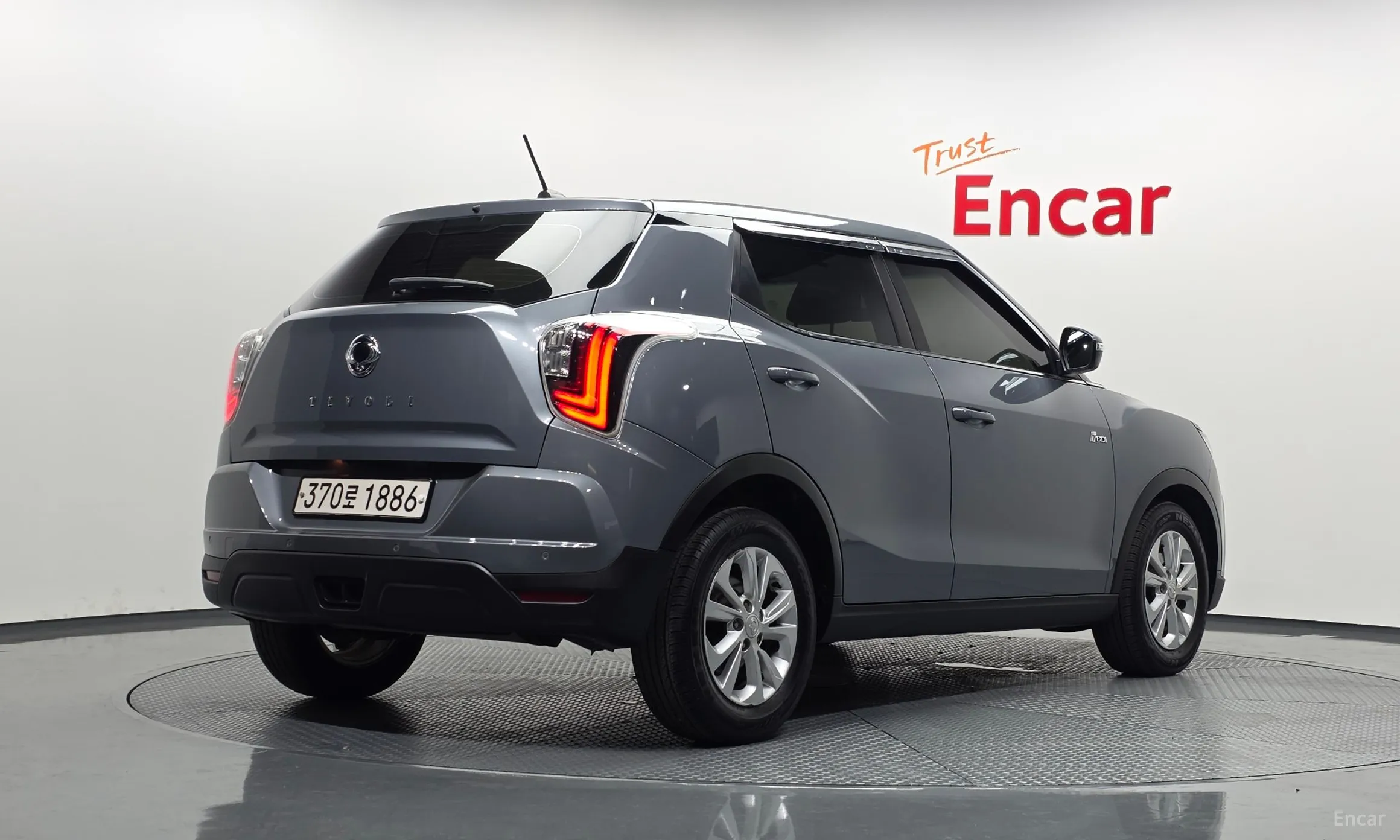 KG Mobility (SsangYong) Berry New Tivoli превью 2
