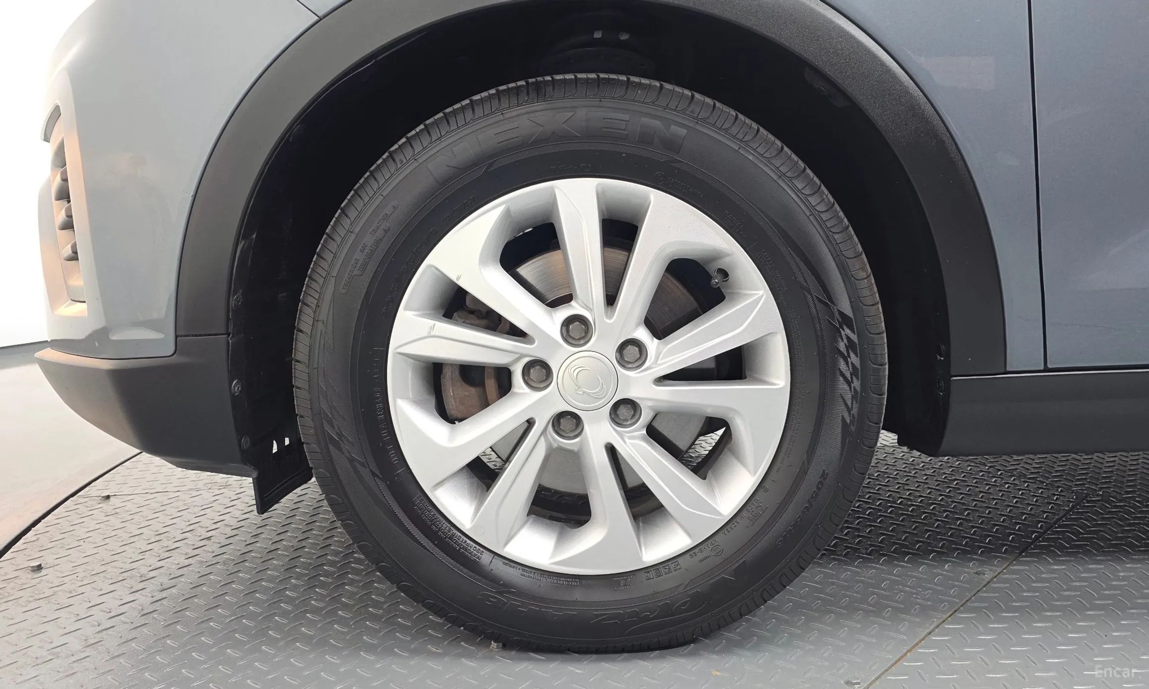 KG Mobility (SsangYong) Berry New Tivoli превью 5