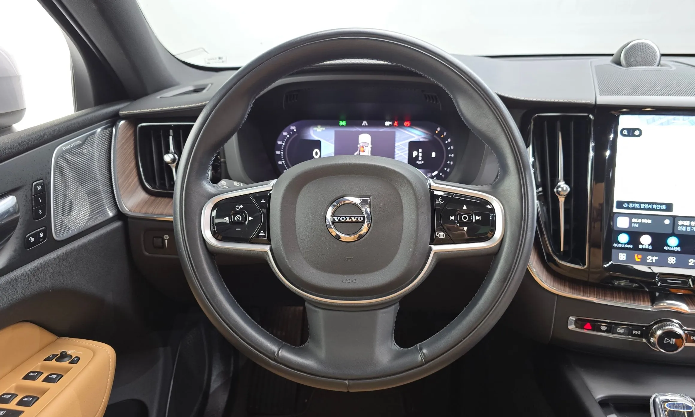 Volvo XC60 Gen 2 превью 14