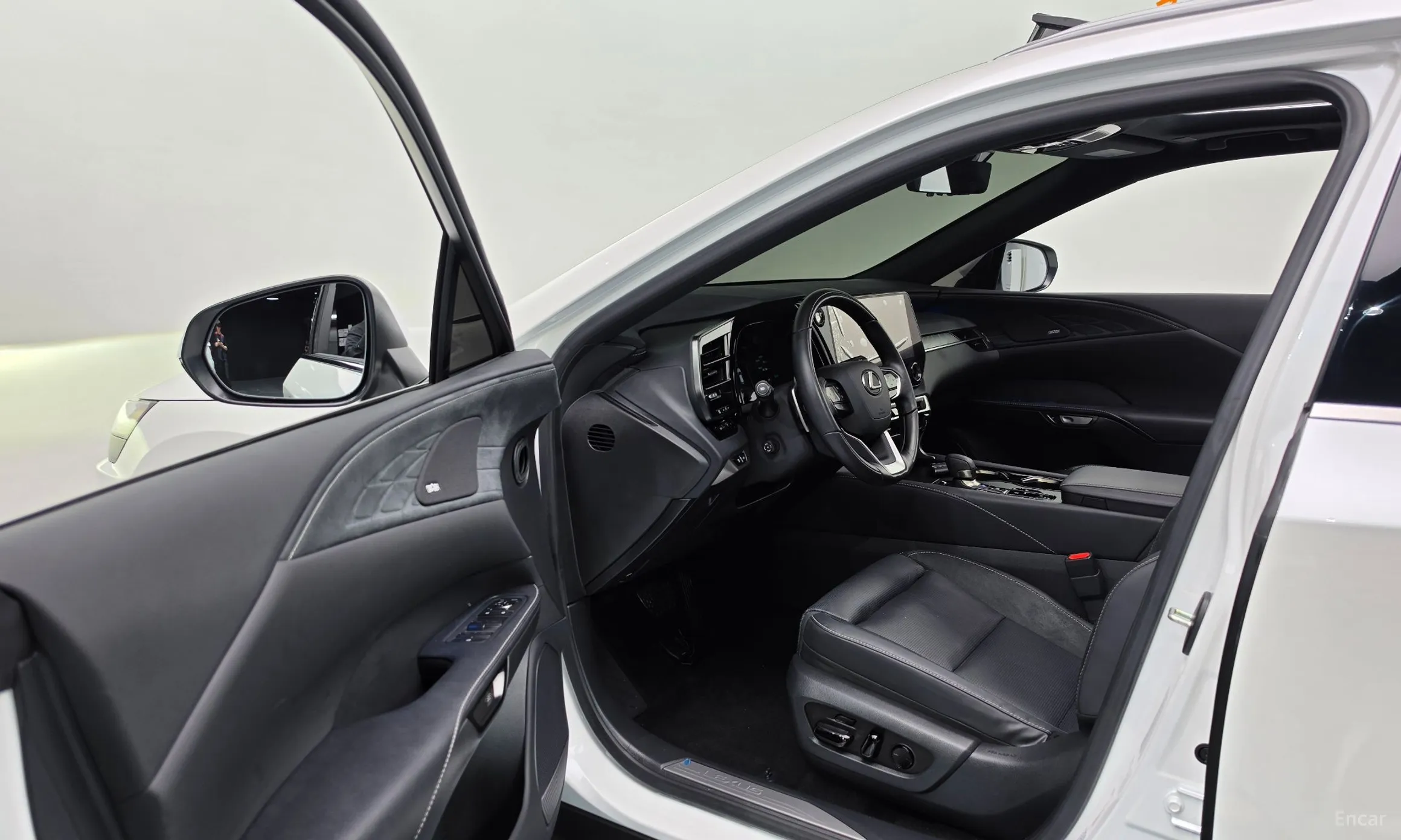 Lexus RX350h 5th Generation превью 10