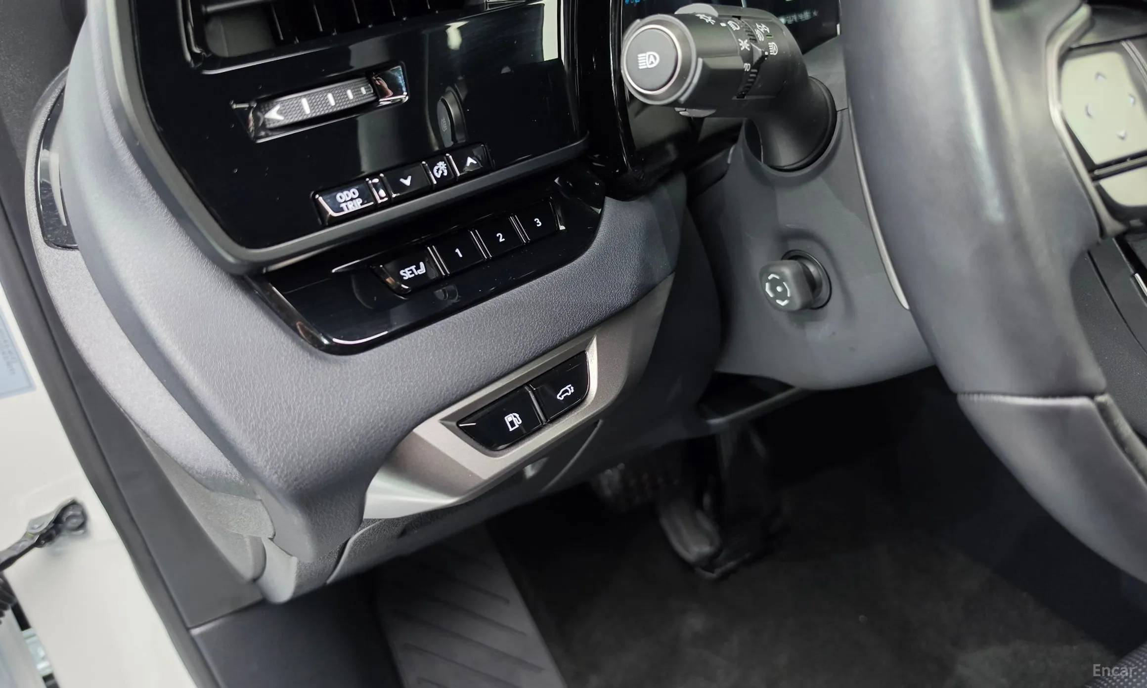 Lexus RX350h 5th Generation превью 19