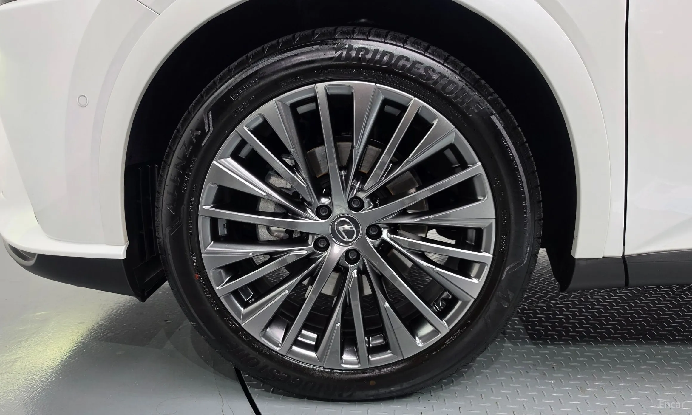 Lexus RX350h 5th Generation превью 5